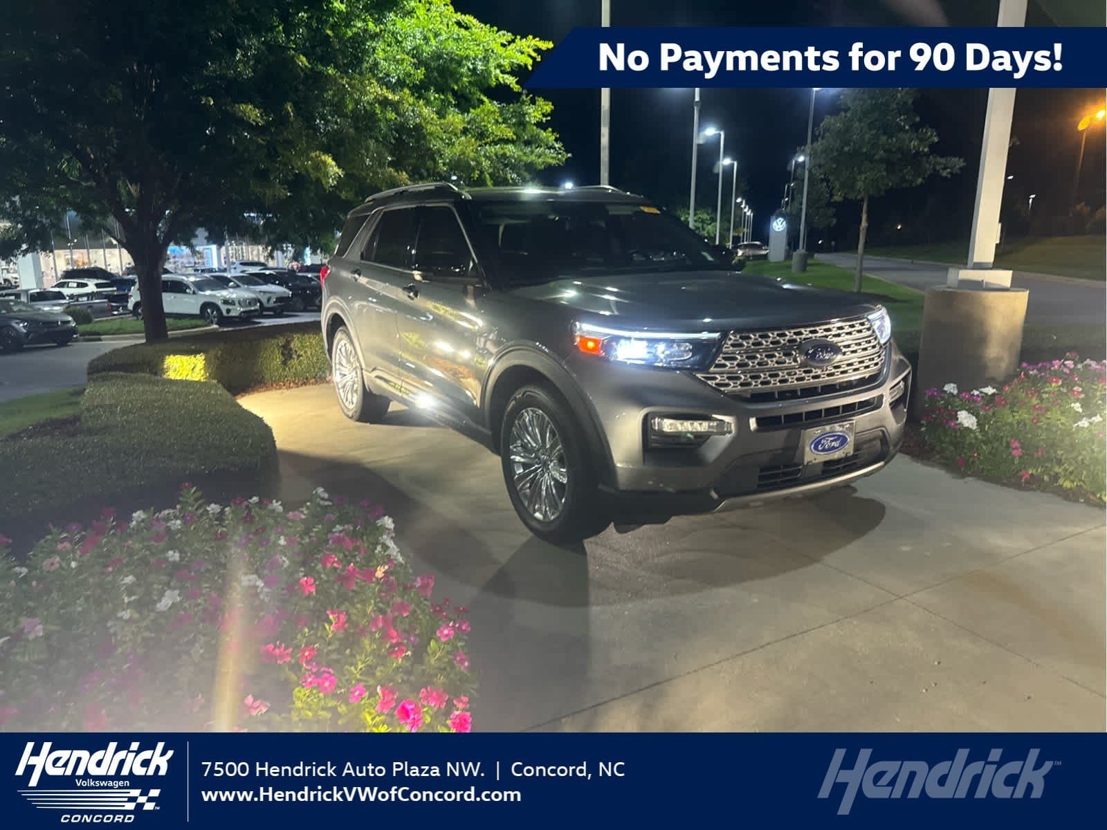 2023 Ford Explorer Limited — photo 1 of 17