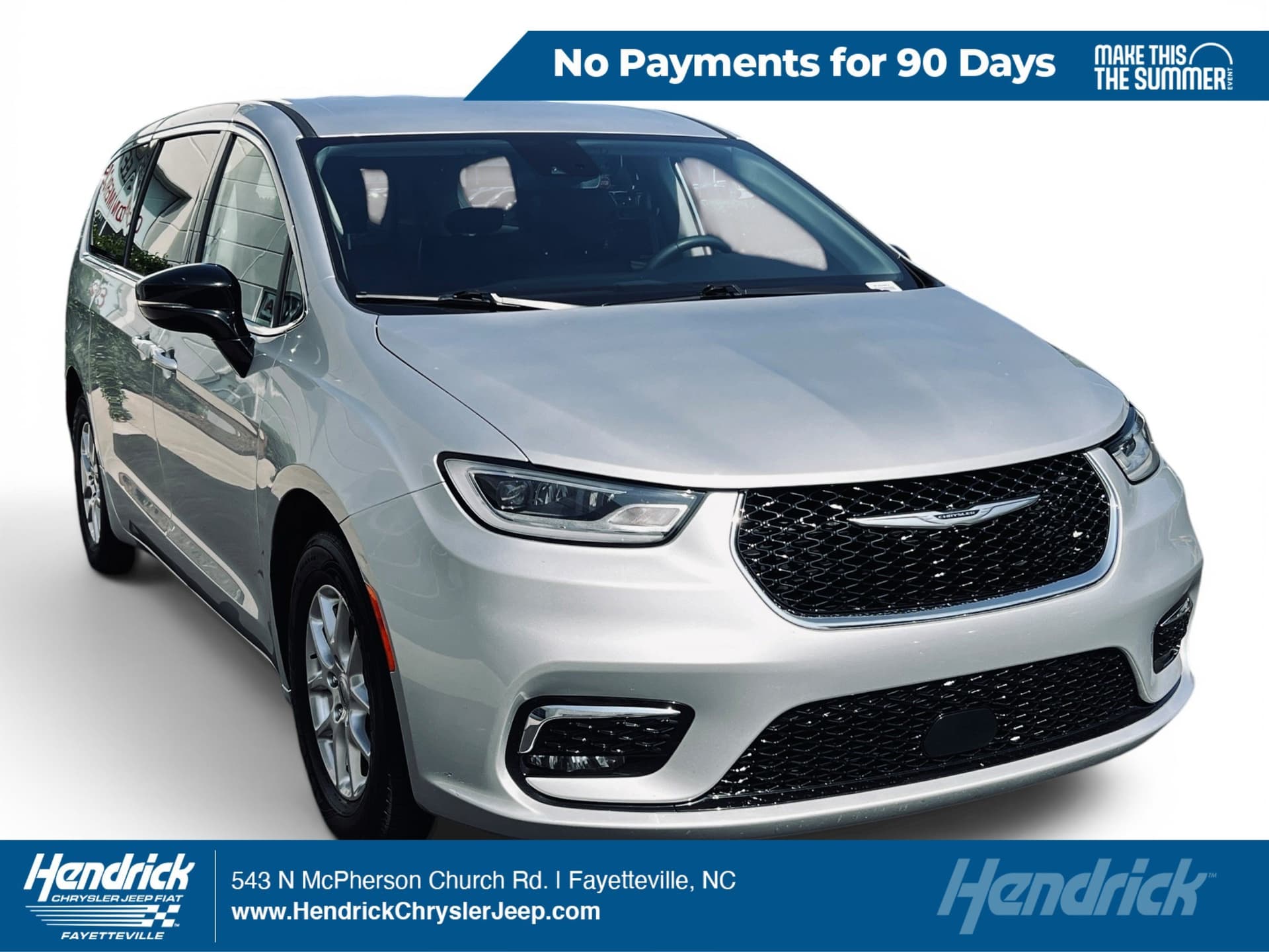 2024 Chrysler Pacifica Touring L — photo 1 of 36