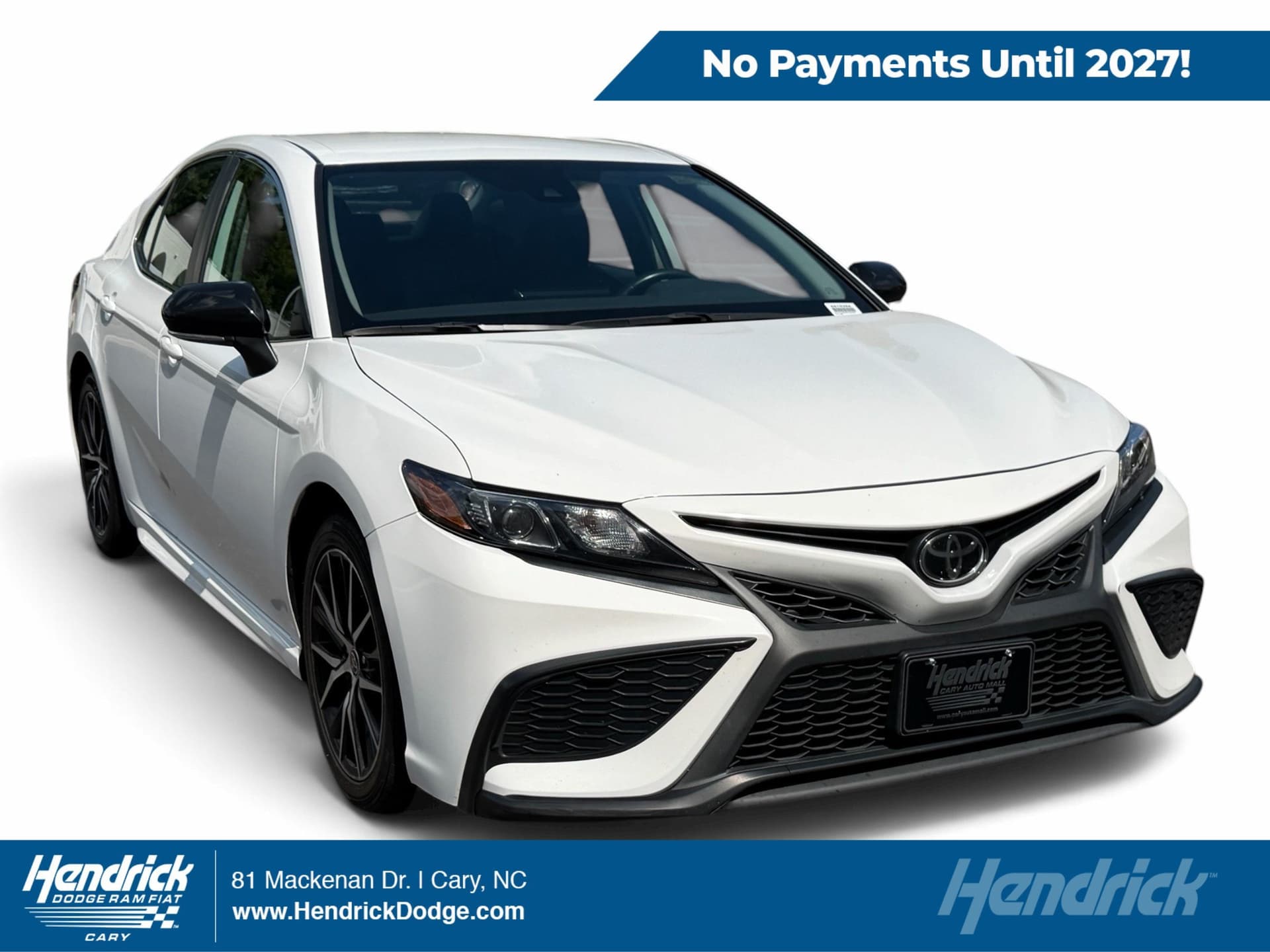 2023 Toyota Camry SE — photo 1 of 35