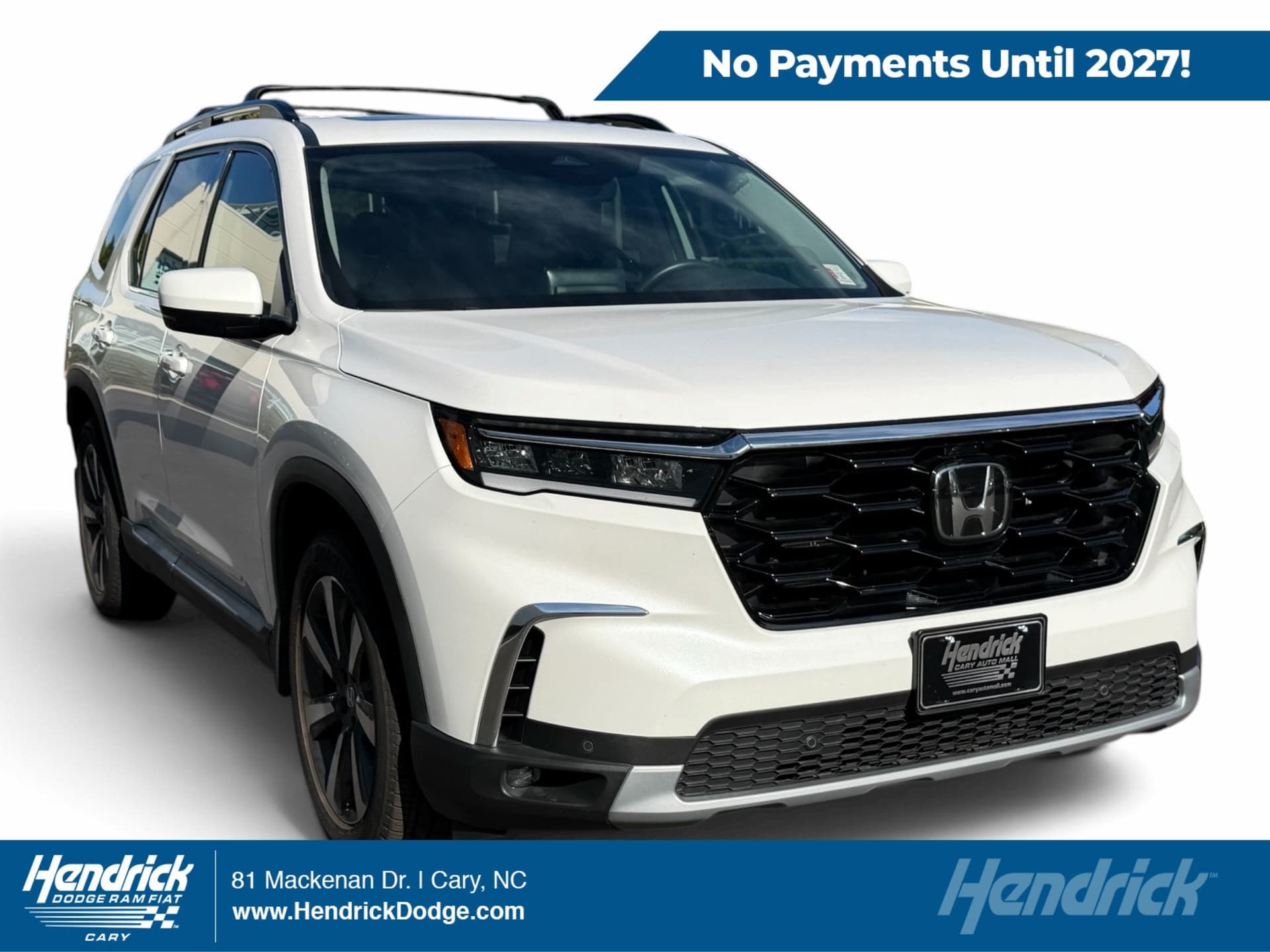2025 Honda Pilot Touring — photo 1 of 37