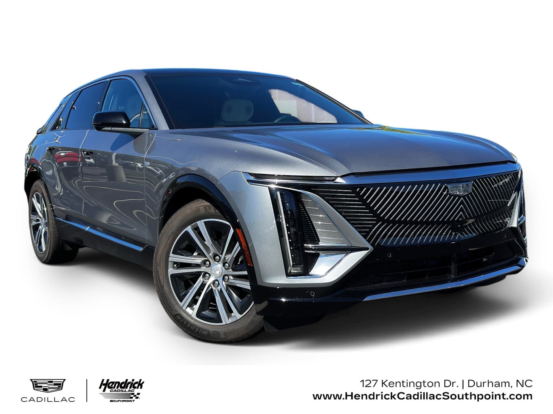 2025 Cadillac LYRIQ Luxury — photo 1 of 36