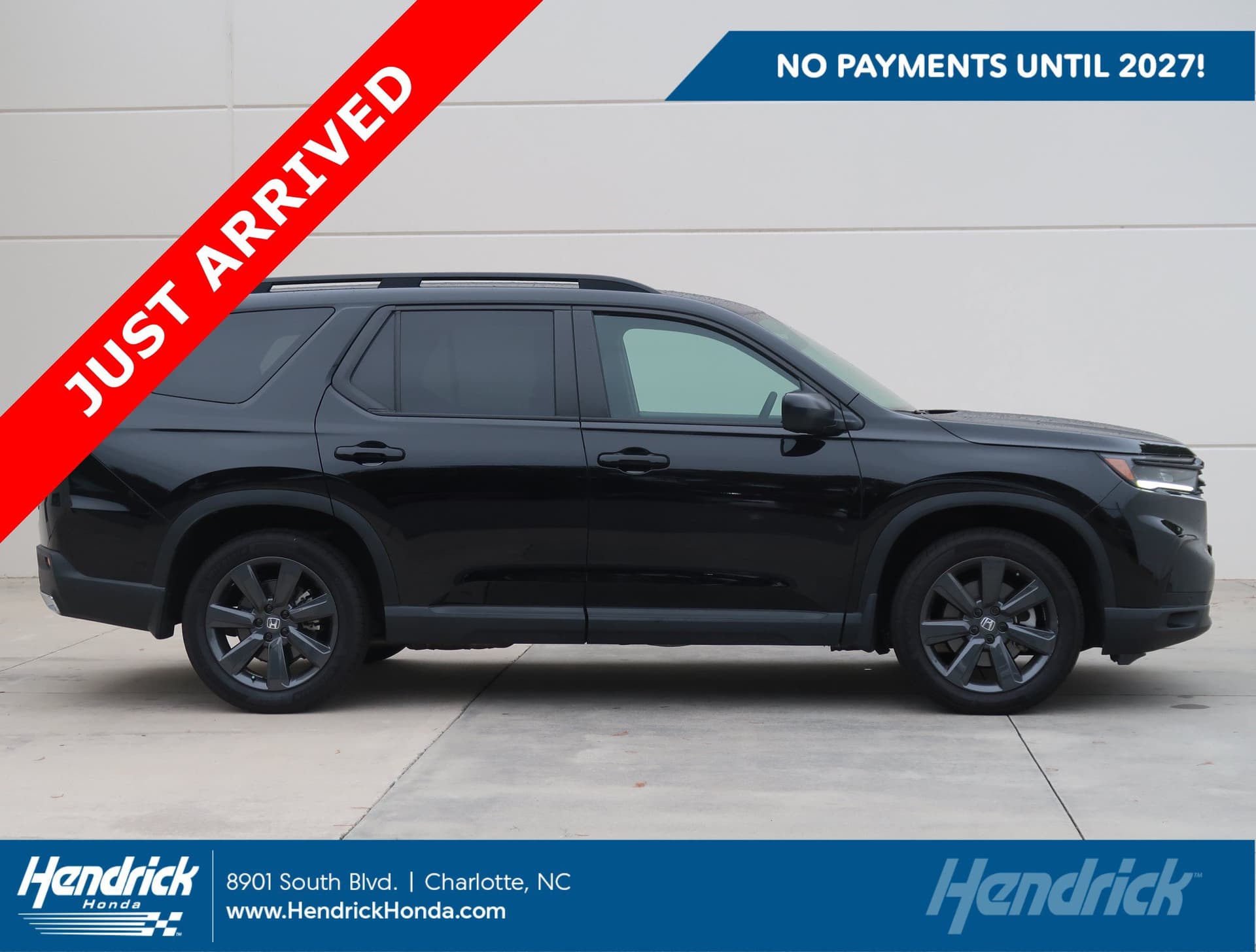 2025 Honda Pilot Sport — photo 1 of 36