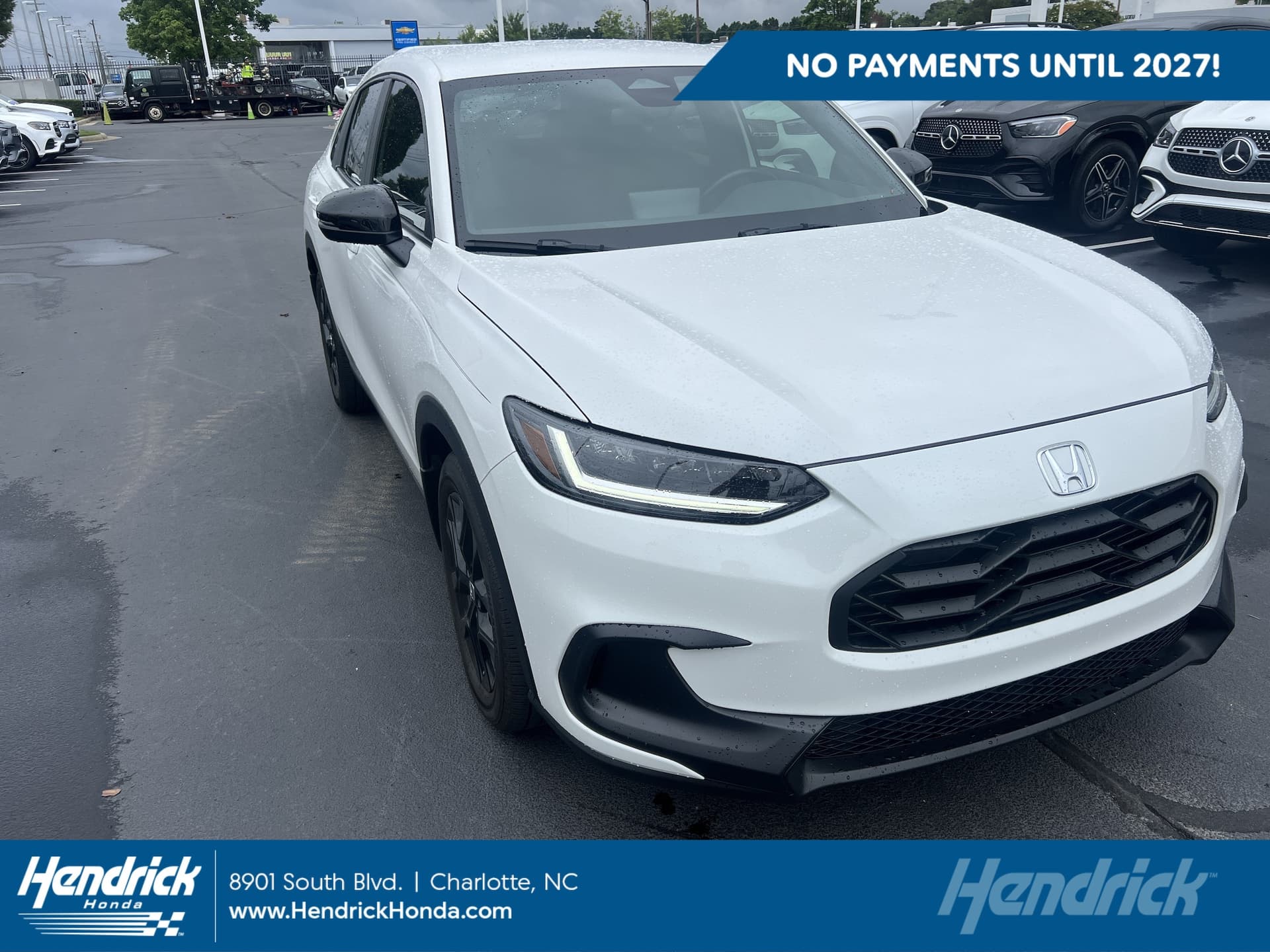 2025 Honda HR-V Sport — photo 1 of 50