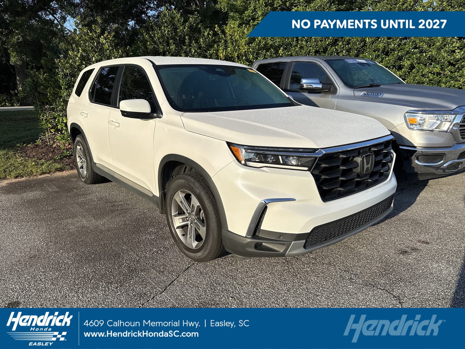 2025 Honda Pilot EX-L — photo 1 of 11
