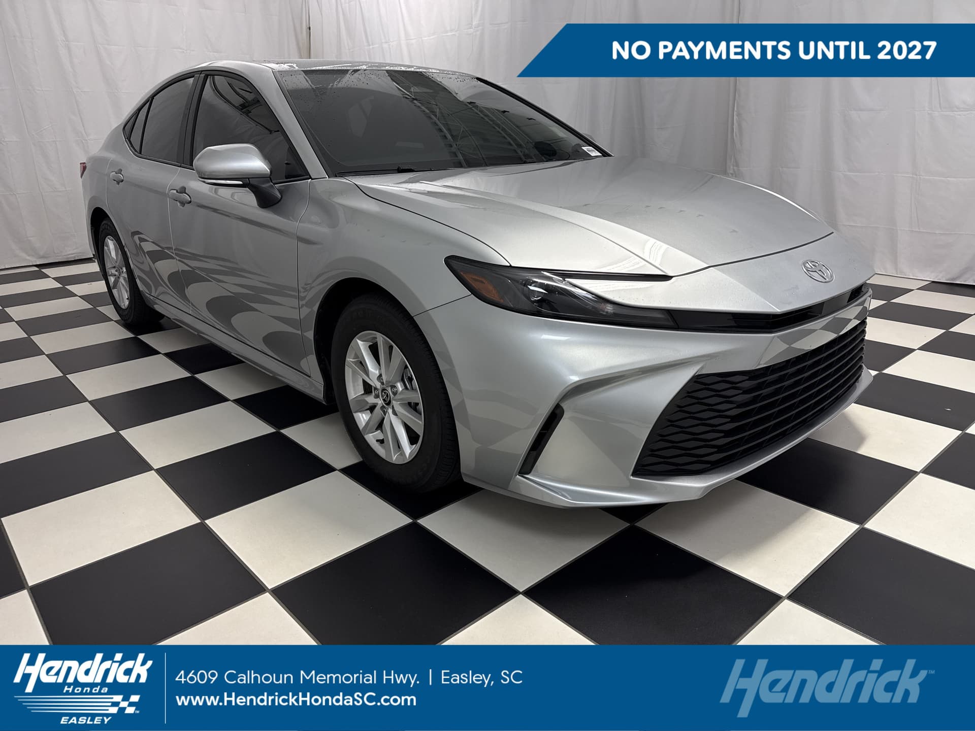 2026 Toyota Camry LE — photo 1 of 36