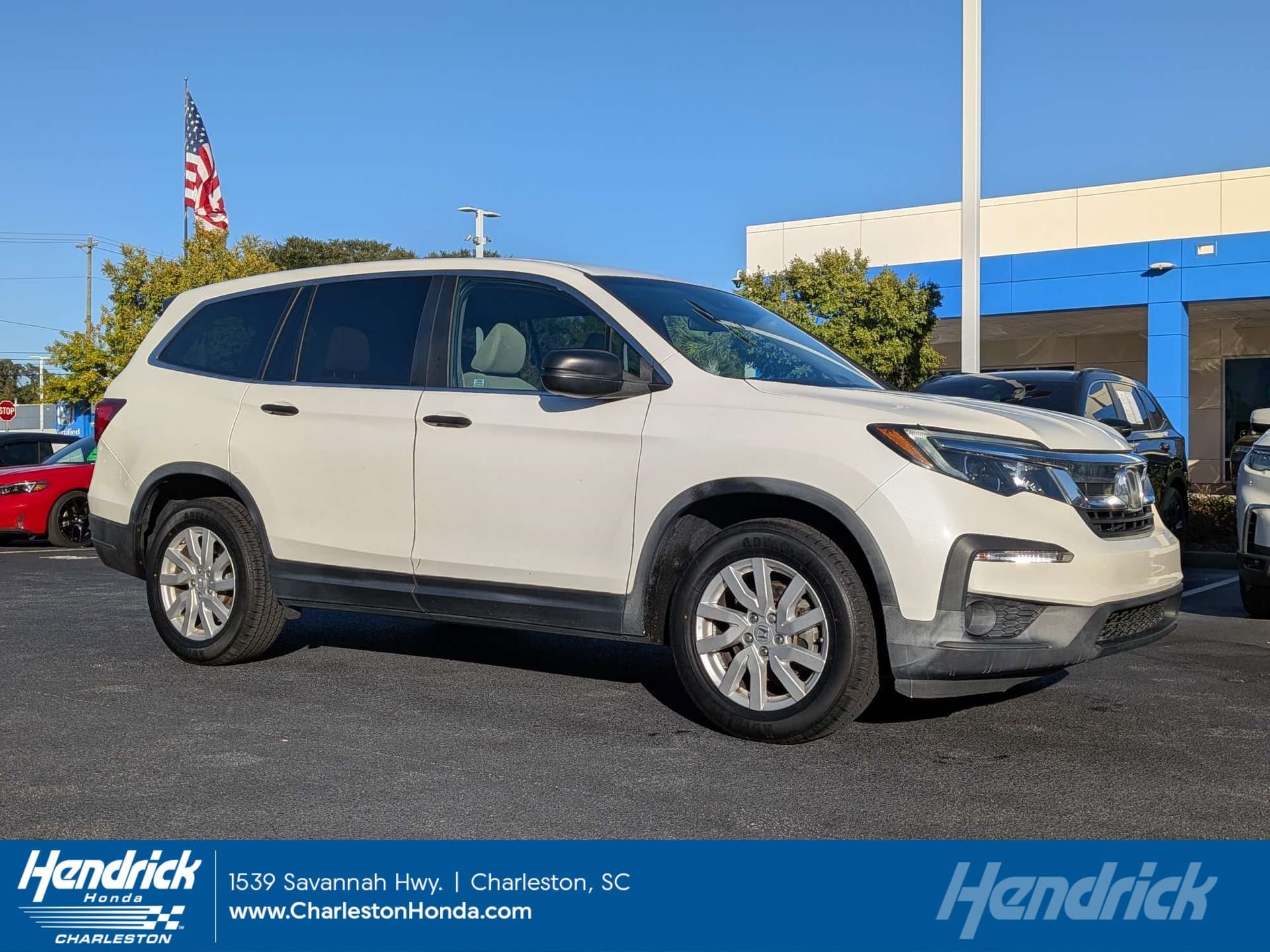 2019 Honda Pilot LX — photo 1 of 35