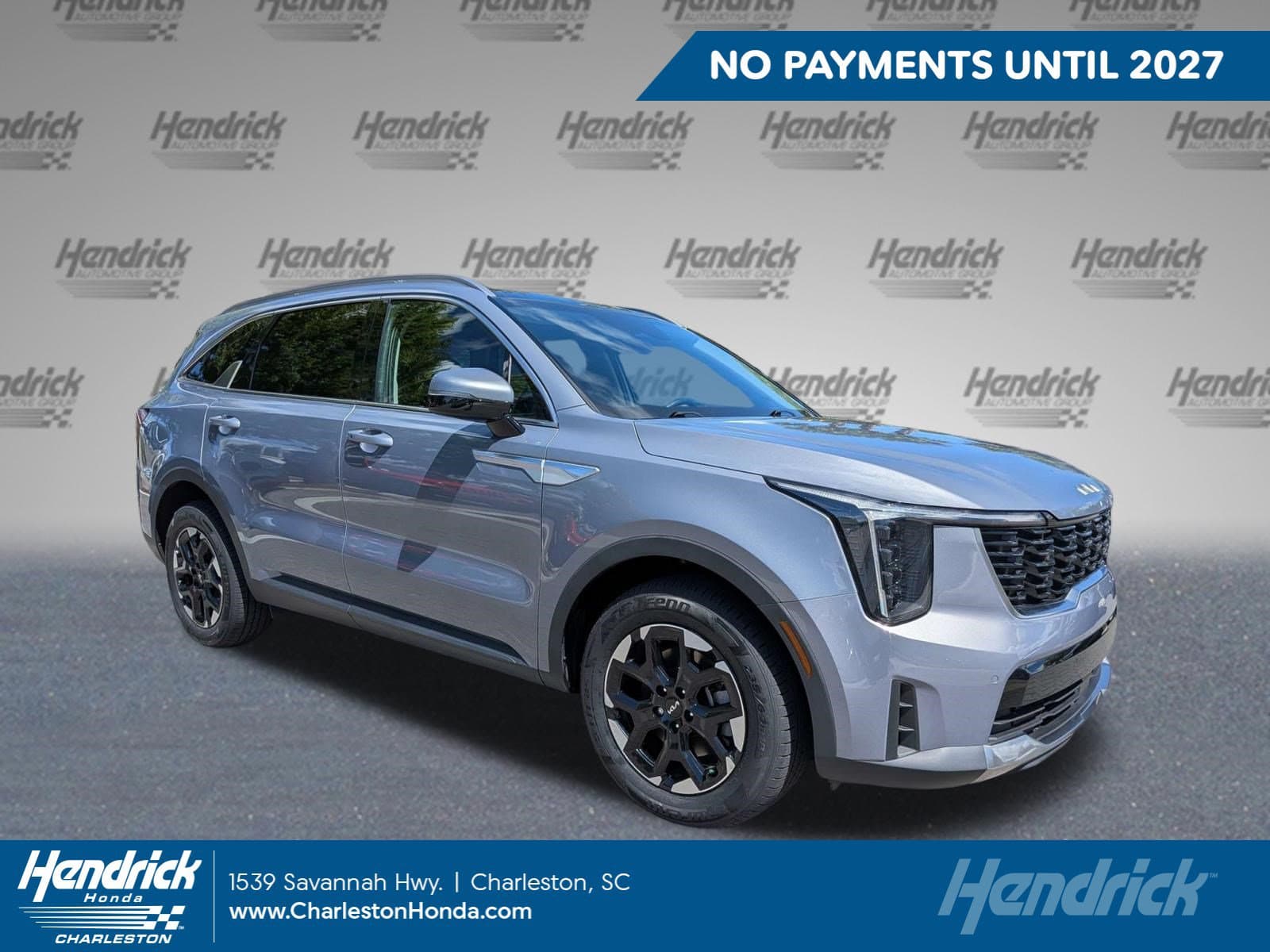 2025 Kia Sorento S — photo 1 of 40