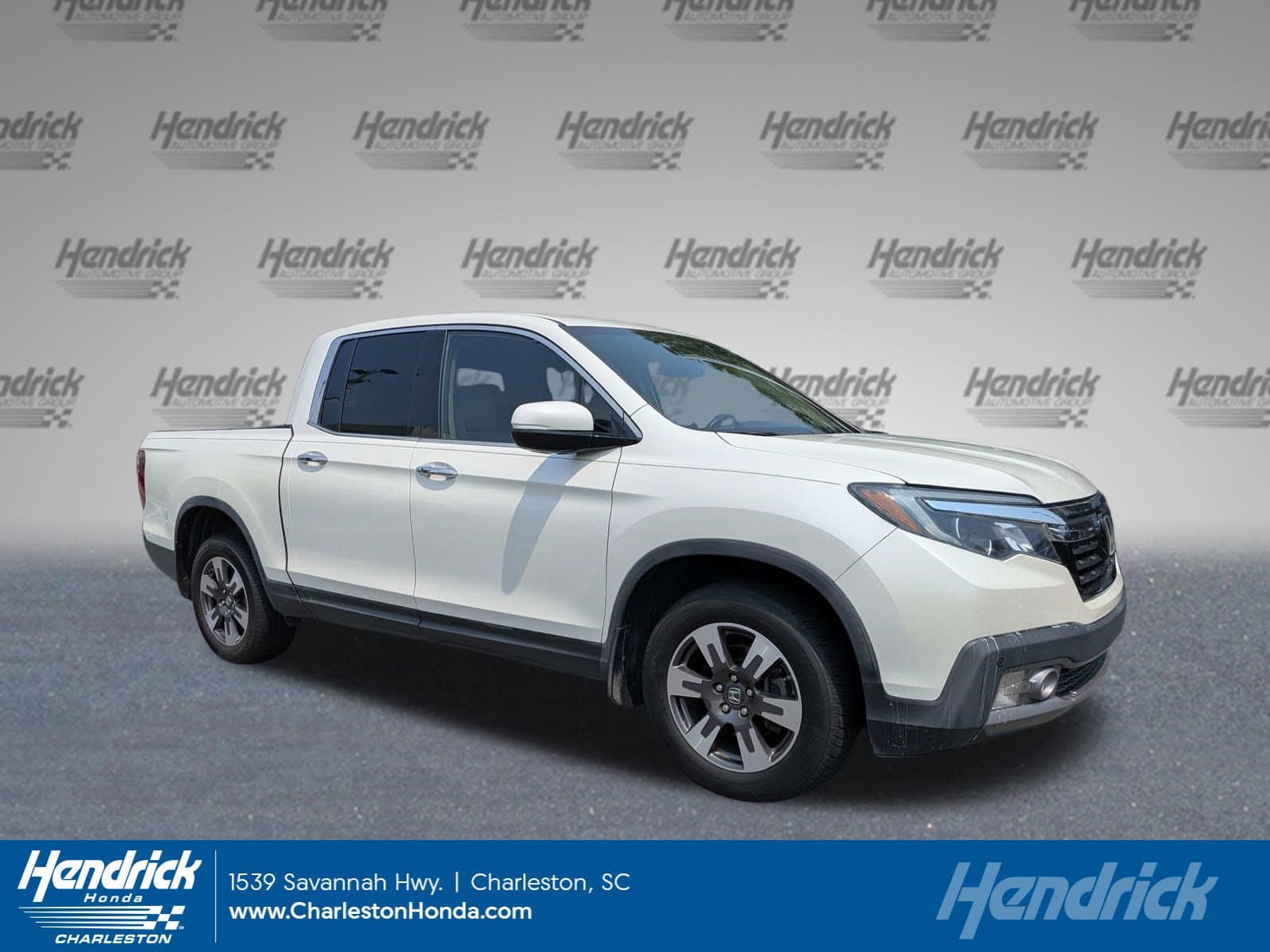 2017 Honda Ridgeline RTL-E — photo 1 of 40