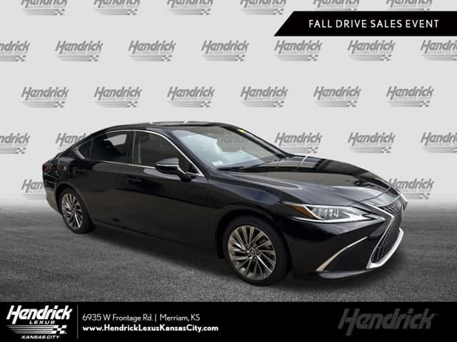 2025 Lexus ES ES 300h Luxury — photo 1 of 34