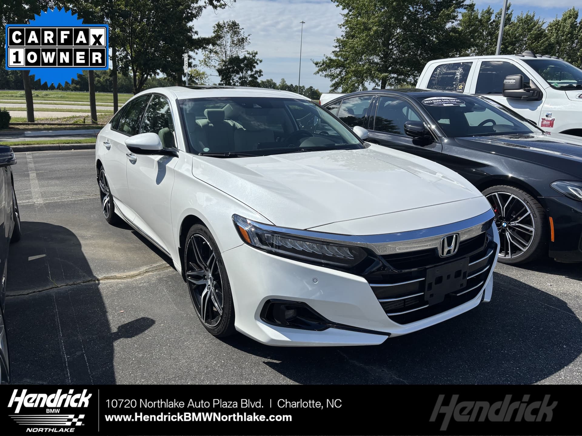2021 Honda Accord Sedan Touring — photo 1 of 38