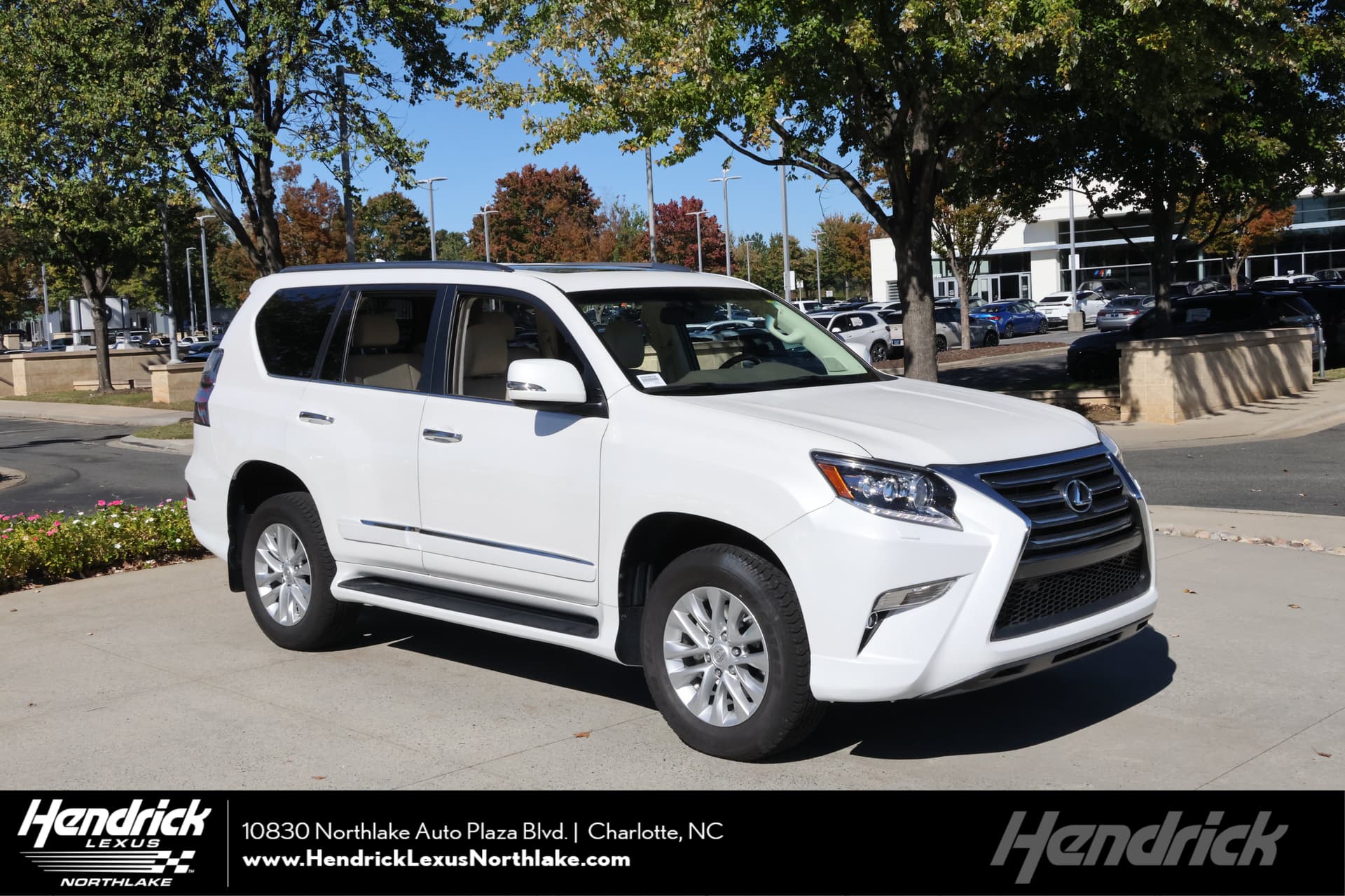 2019 Lexus GX Base — photo 1 of 35