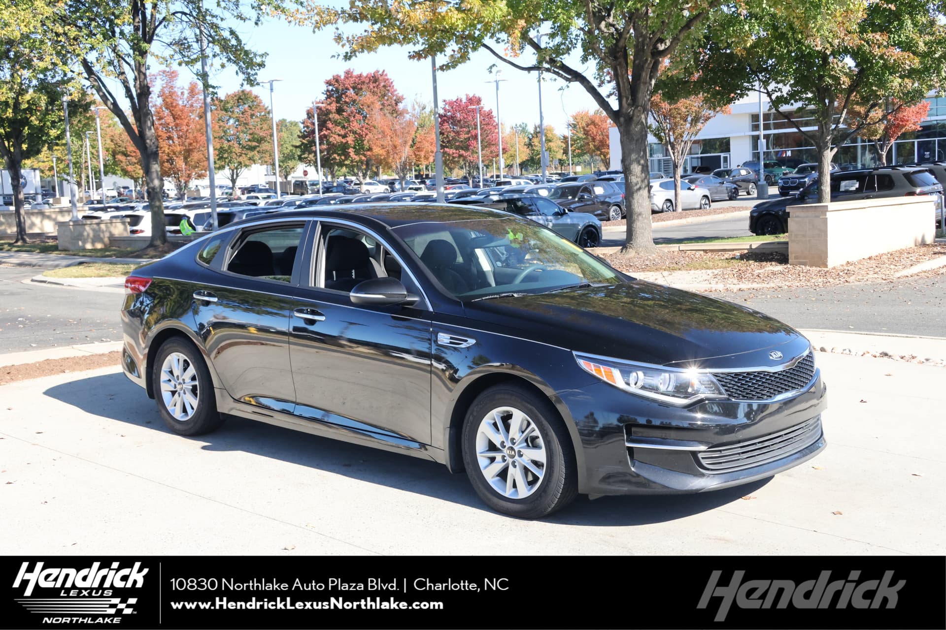 2017 Kia Optima LX — photo 1 of 34