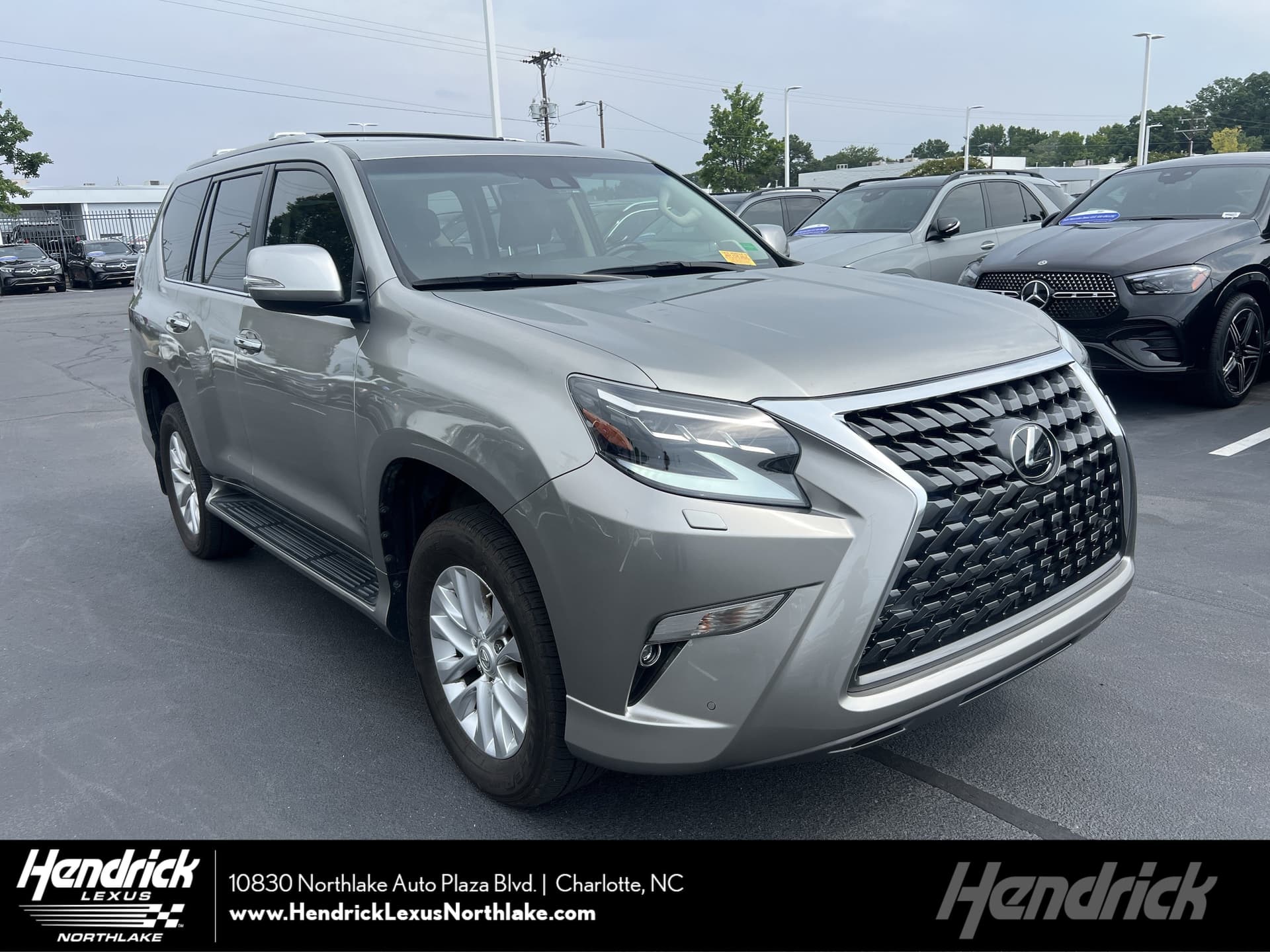 2021 Lexus GX GX 460 Premium — photo 1 of 37
