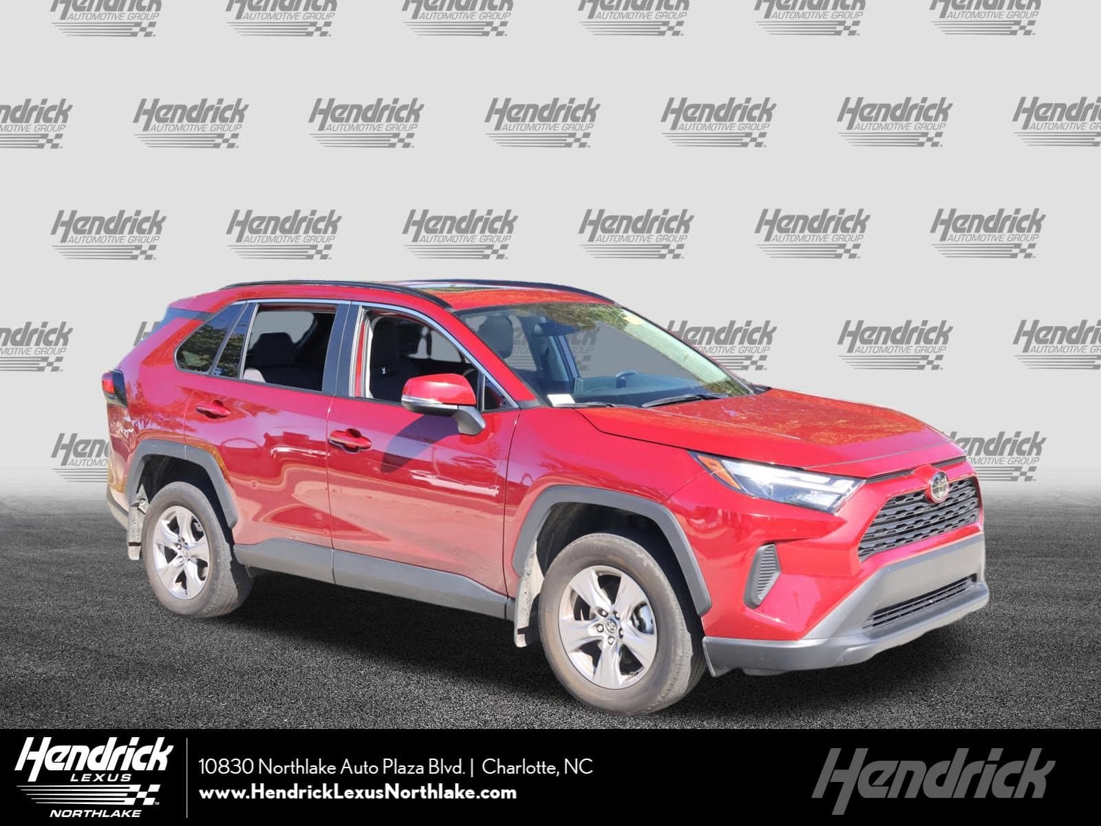 2025 Toyota RAV4 XLE — photo 1 of 31
