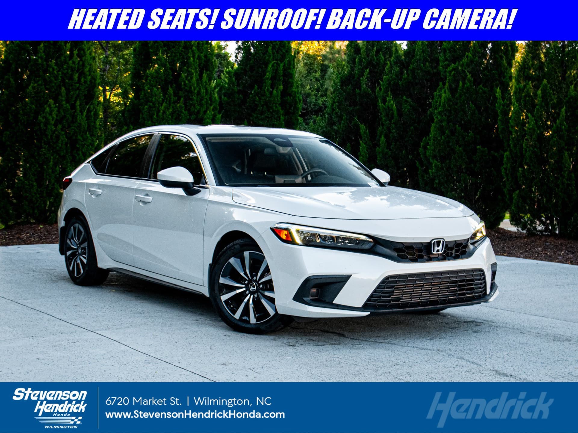 2024 Honda Civic Hatchback EX-L — photo 1 of 11