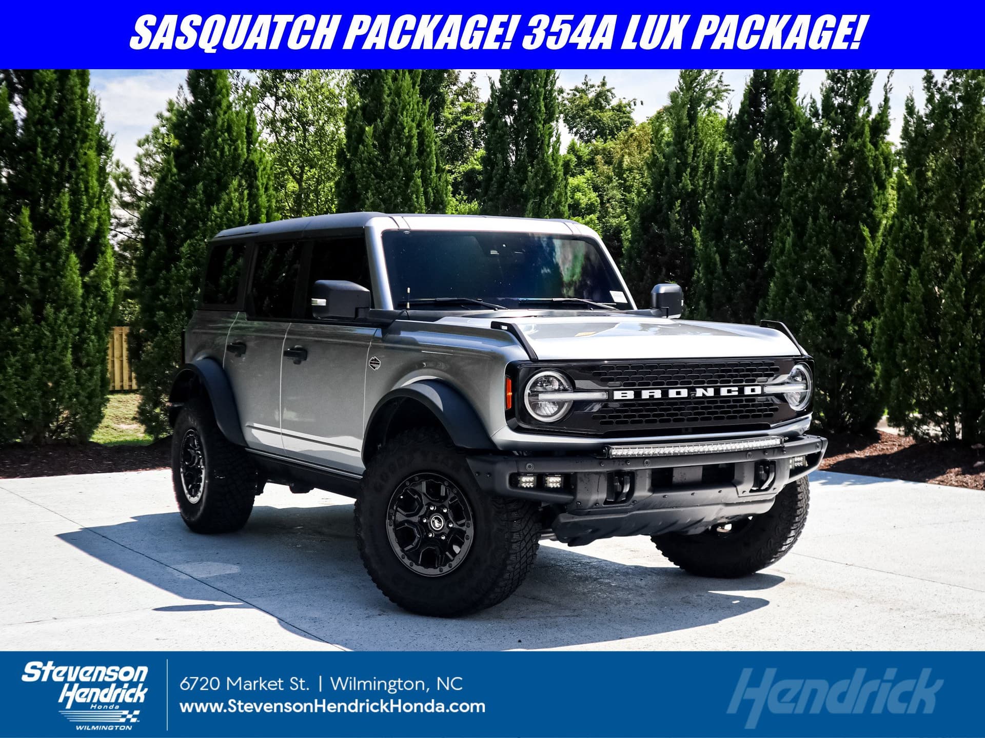2023 Ford Bronco Wildtrak — photo 1 of 11