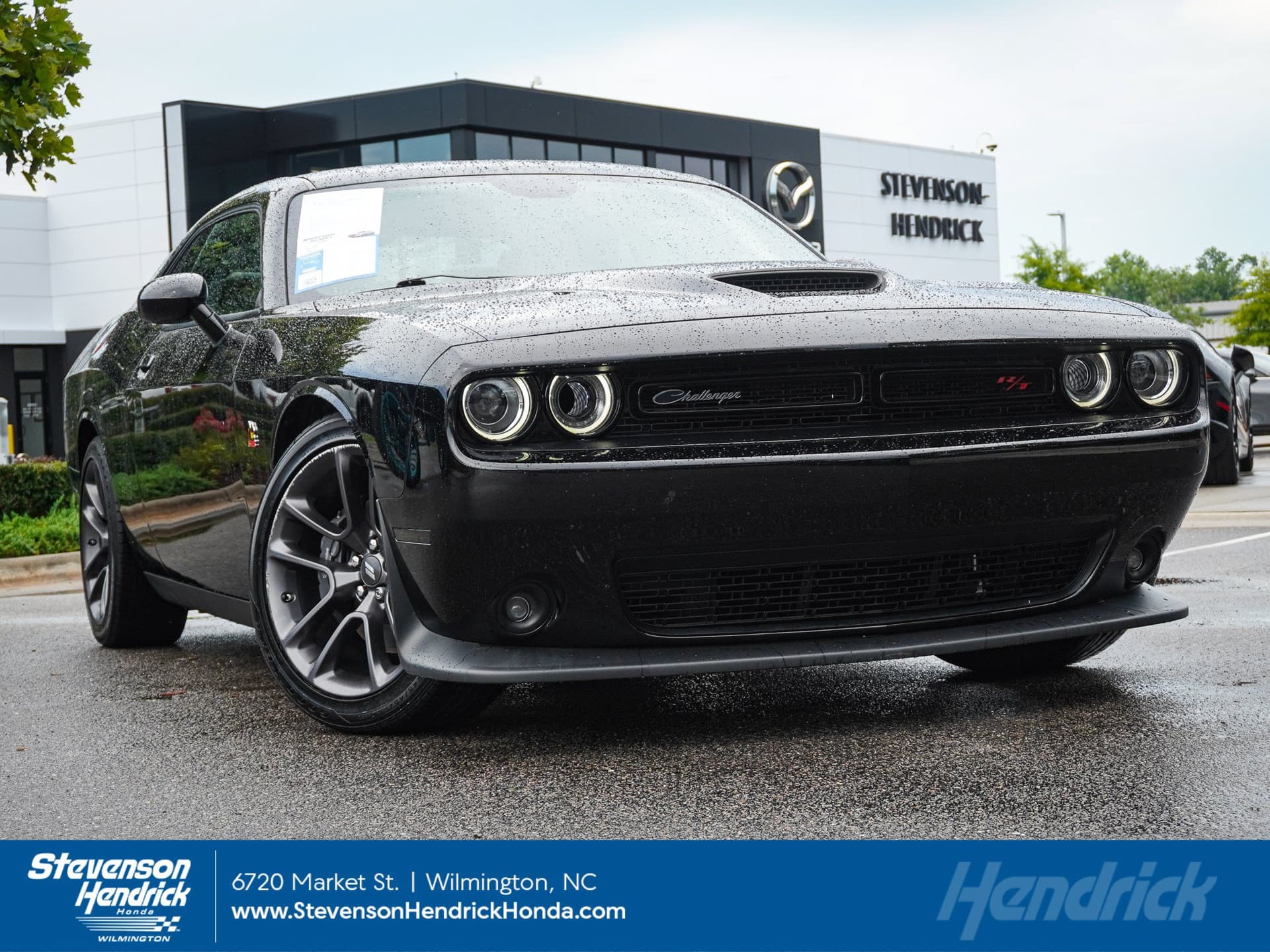 2023 Dodge Challenger R/T Scat Pack — photo 1 of 38