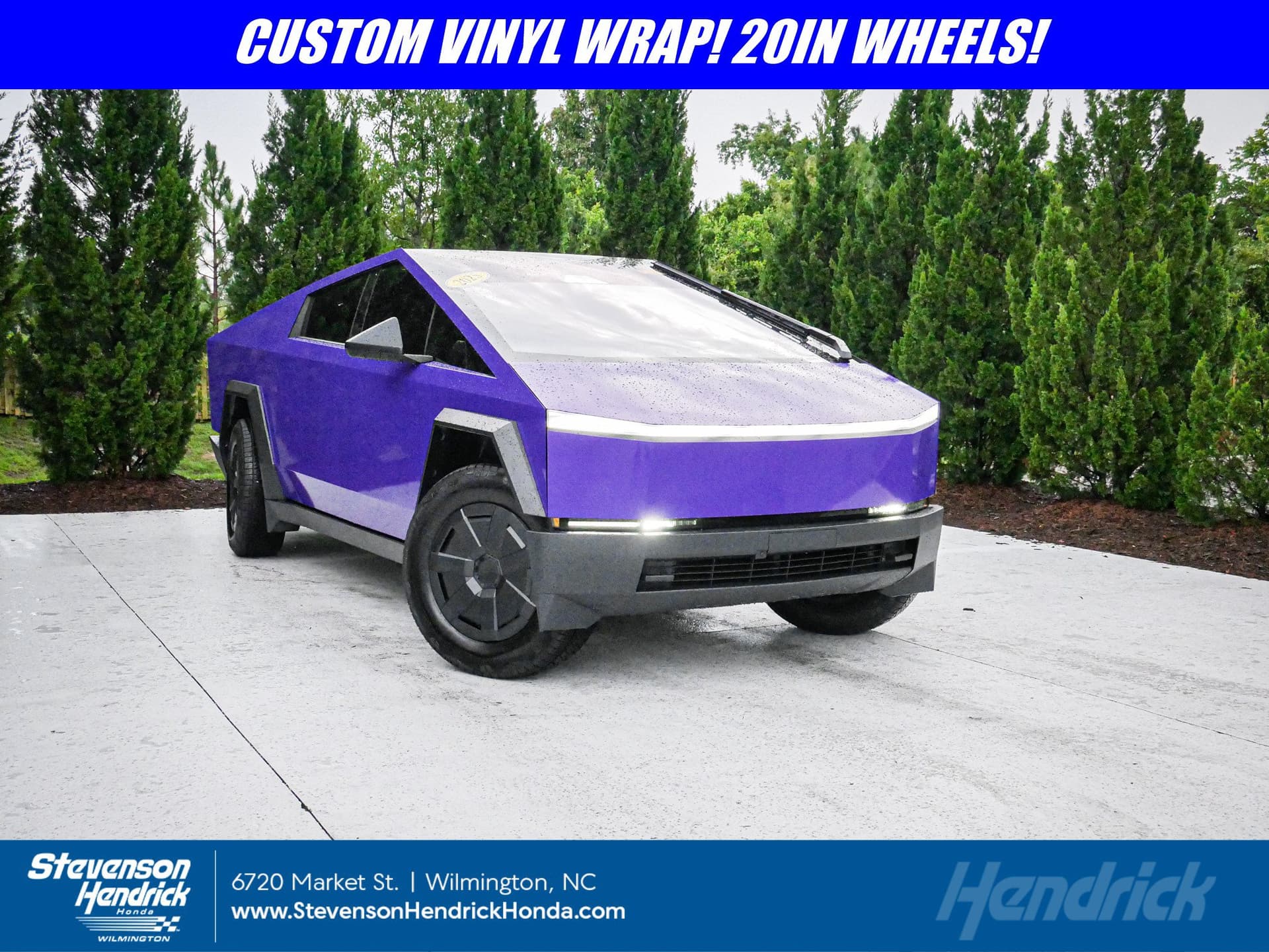 2025 Tesla Cybertruck Base — photo 1 of 34