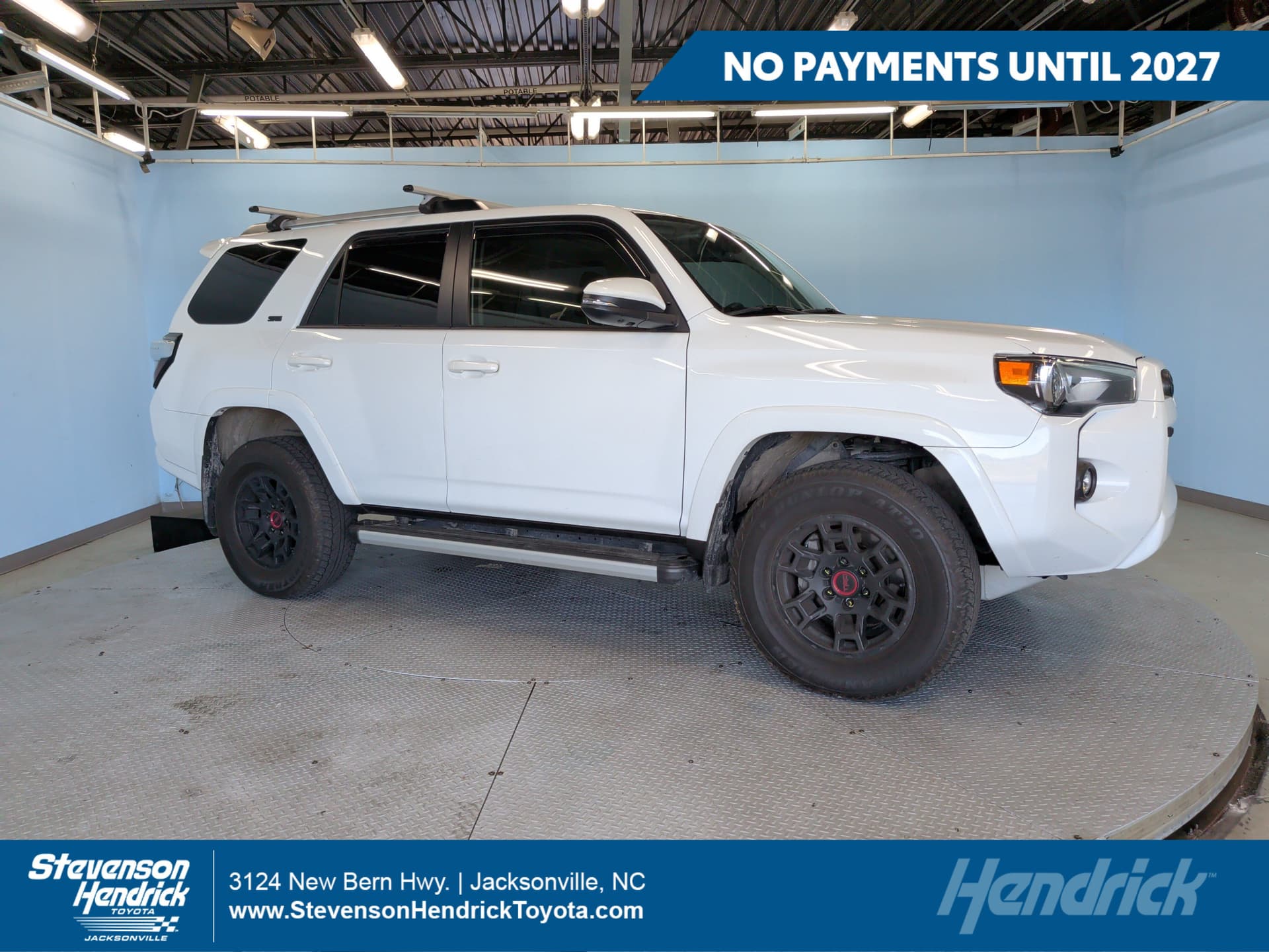 2024 Toyota 4Runner SR5 Premium — photo 1 of 35