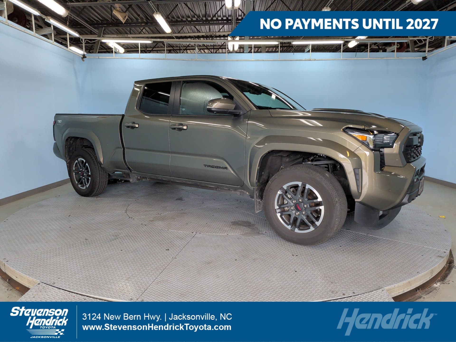2024 Toyota Tacoma 4WD TRD Sport — photo 1 of 37