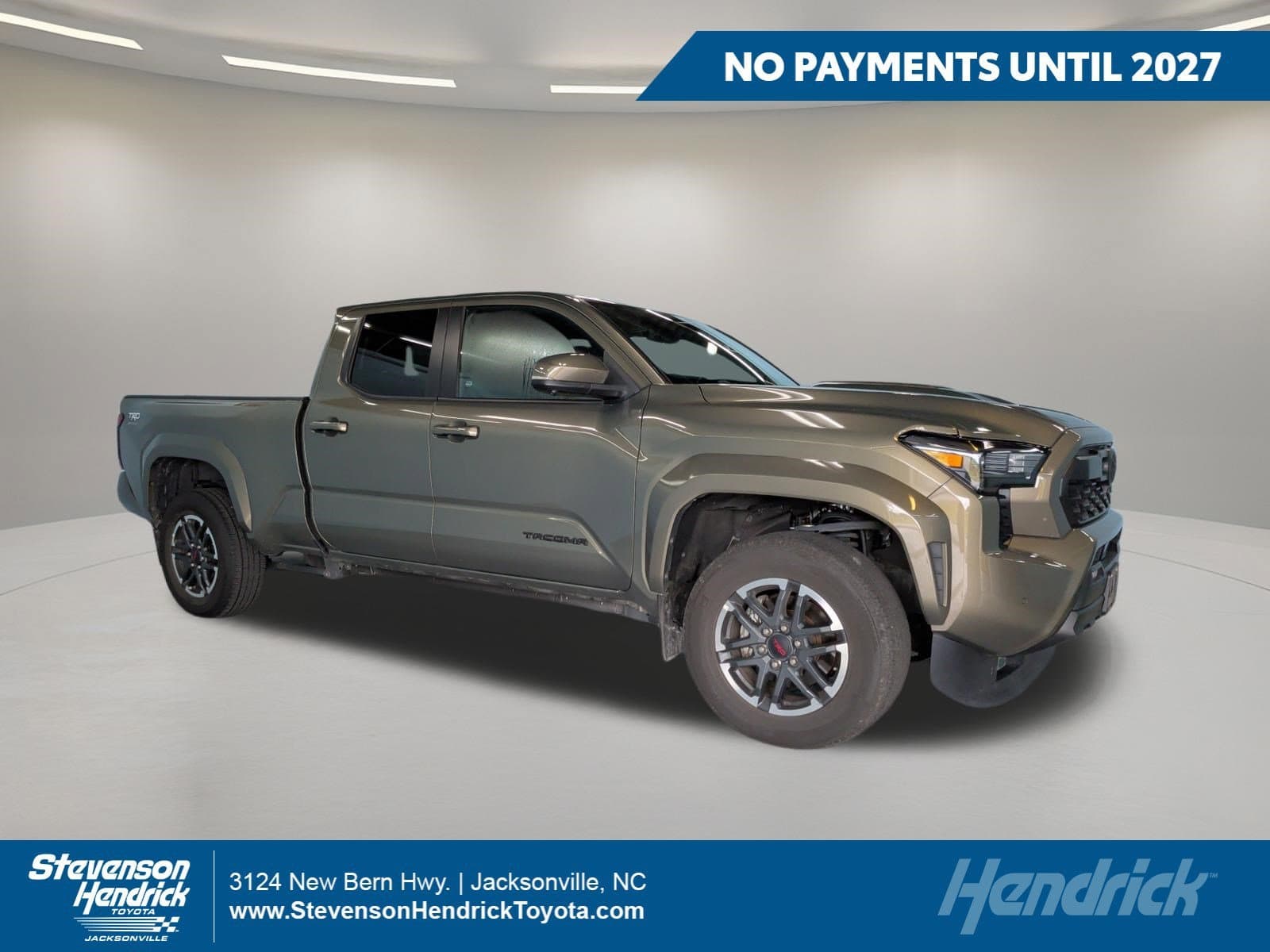 2024 Toyota Tacoma 4WD TRD Sport — photo 1 of 37