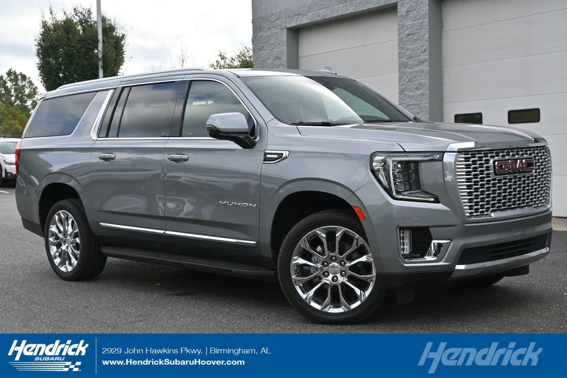 2023 GMC Yukon XL SLT — photo 1 of 20