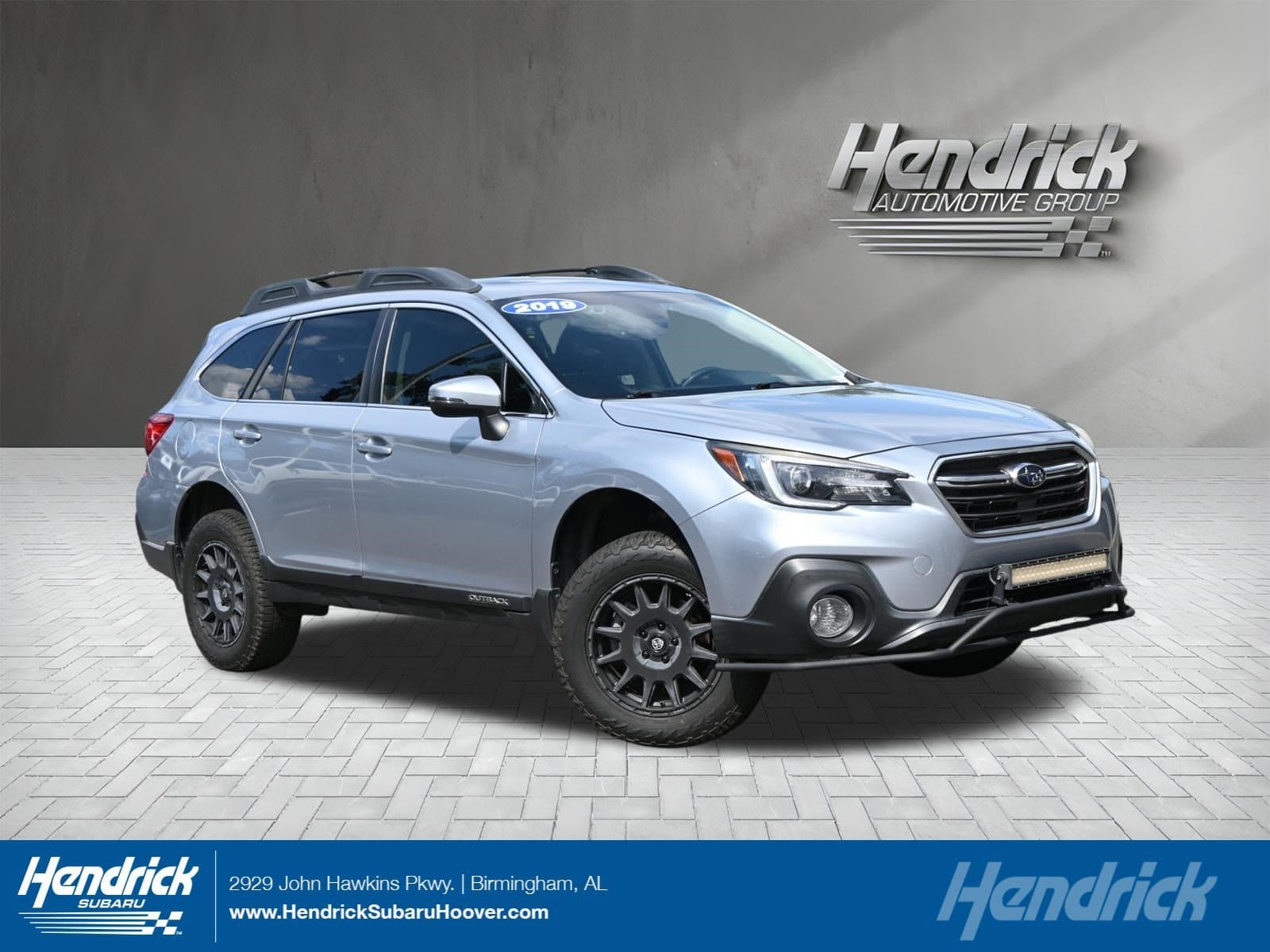 2019 Subaru Outback Limited — photo 1 of 37