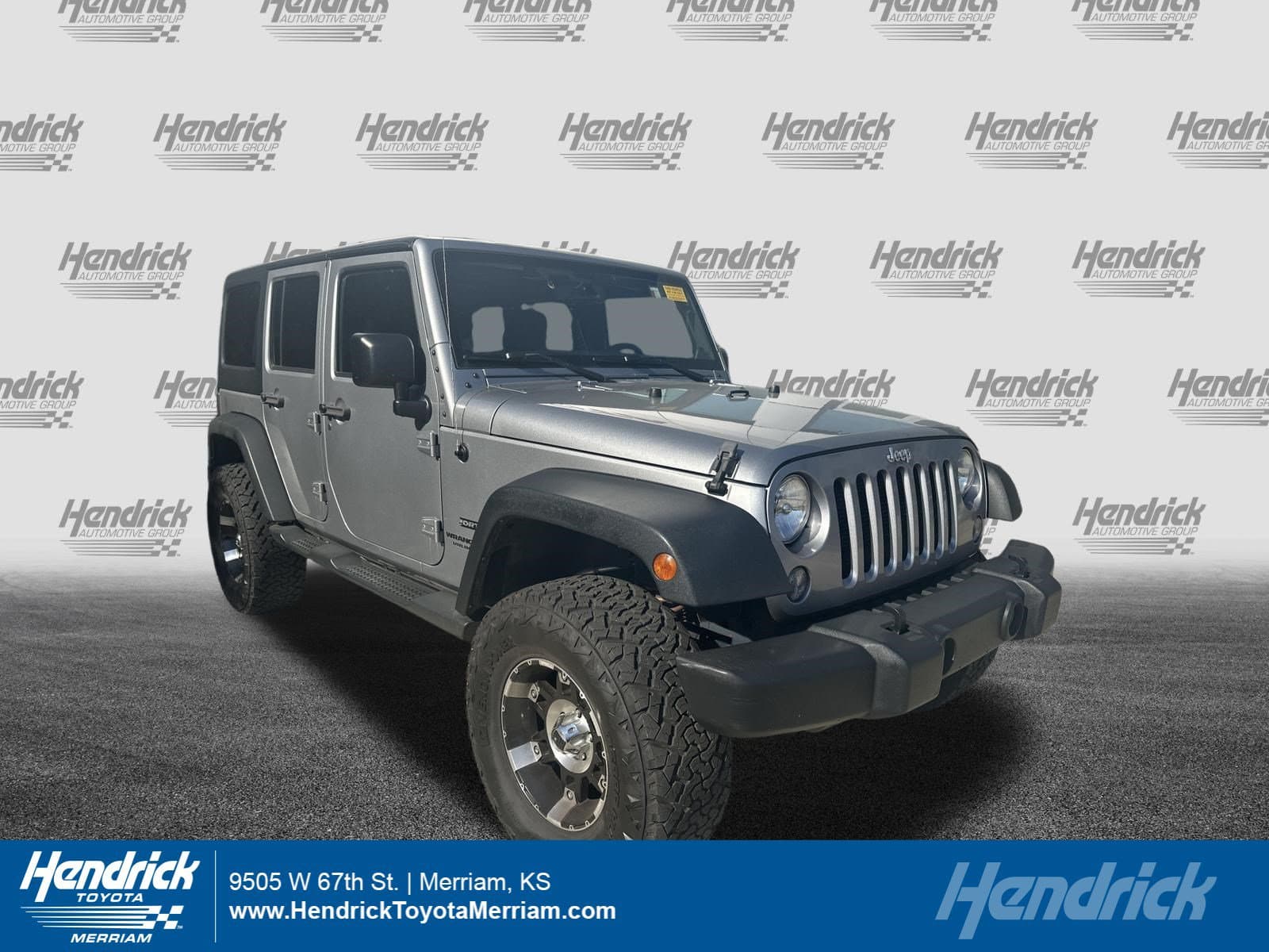 2014 Jeep Wrangler Unlimited Sport — photo 1 of 35