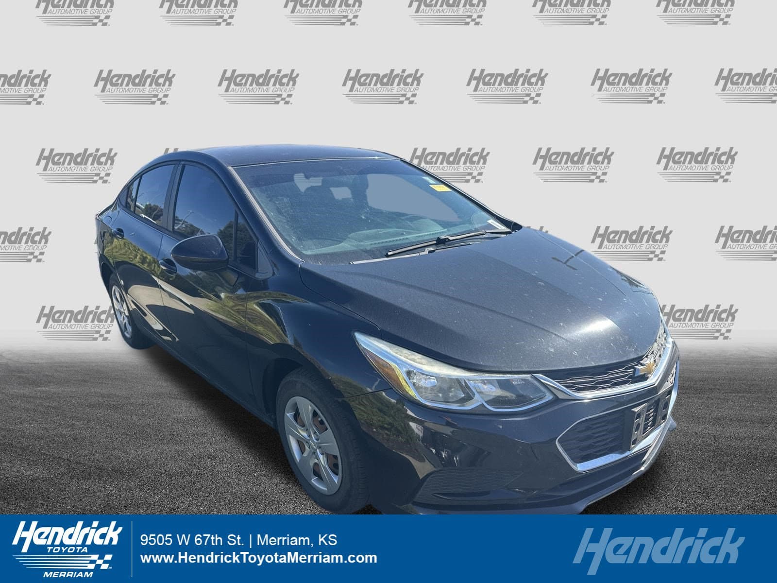 2017 Chevrolet Cruze LS — photo 1 of 20
