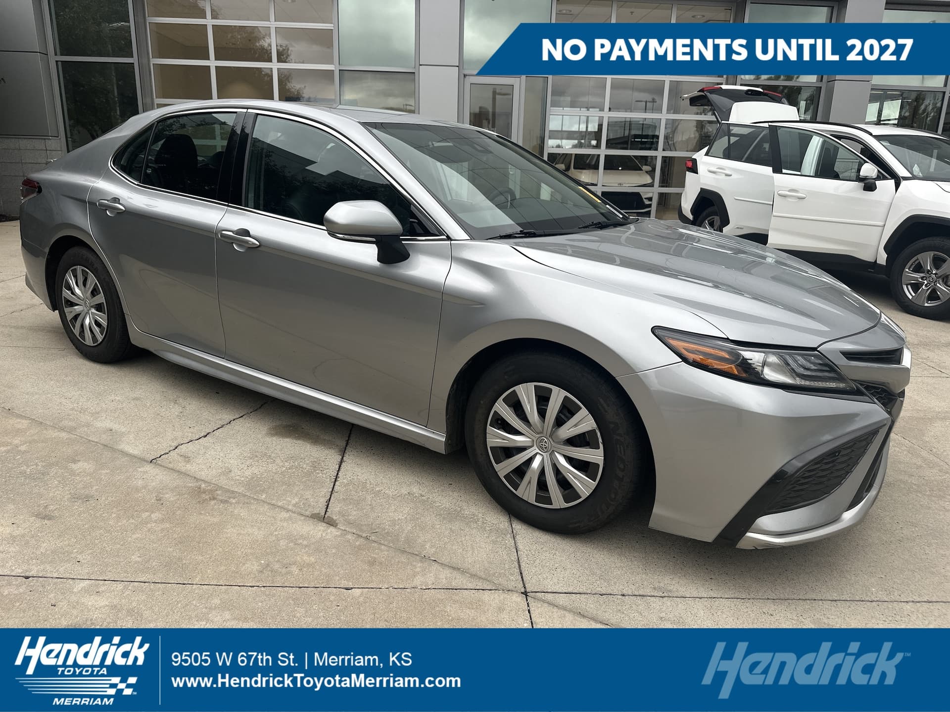 2023 Toyota Camry XSE — photo 1 of 37