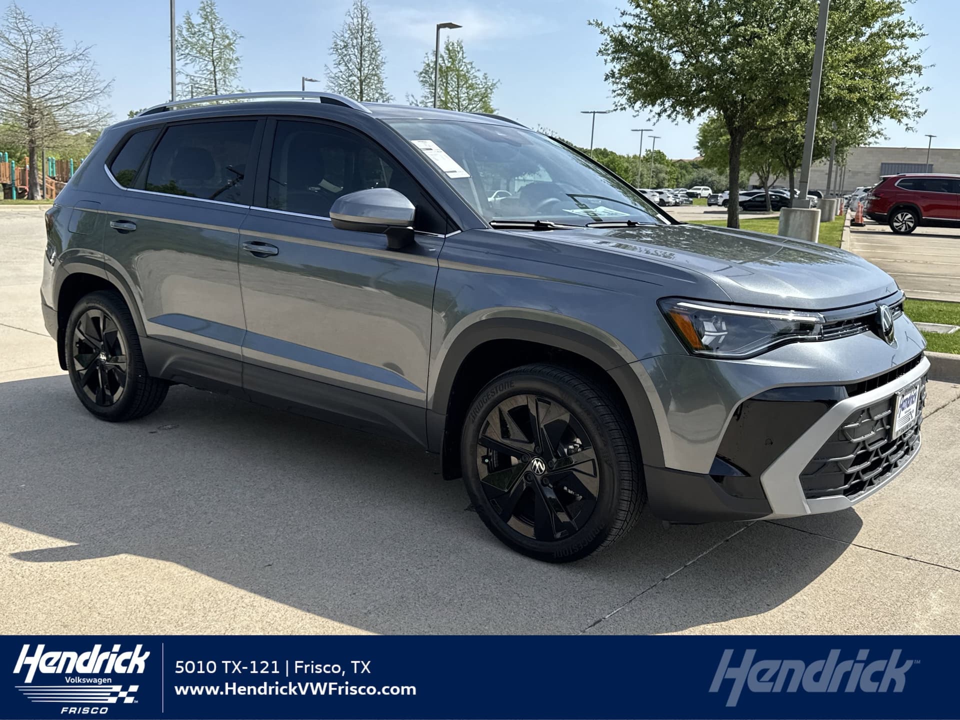 2026 Volkswagen Taos SE — photo 1 of 19