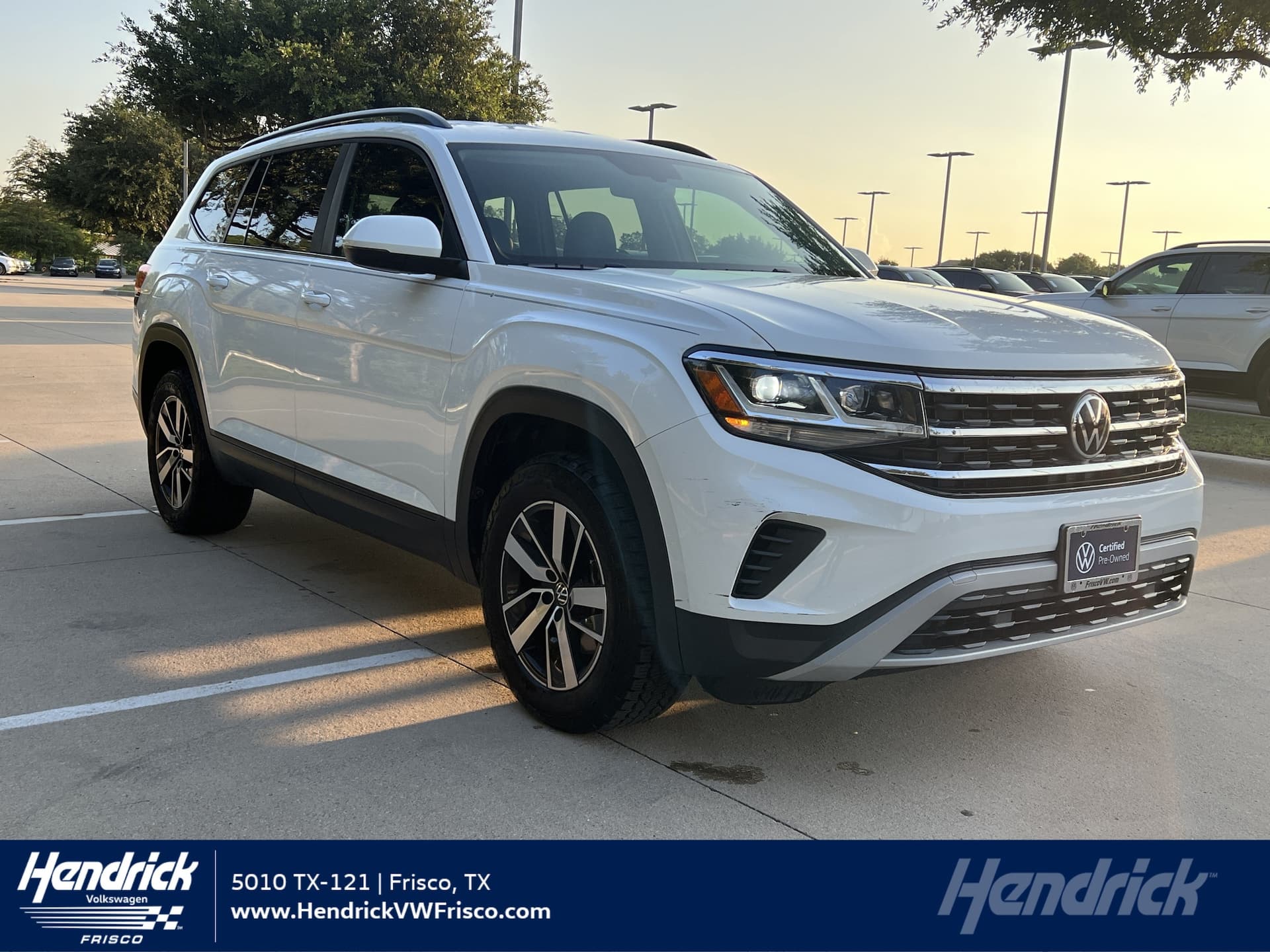 2022 Volkswagen Atlas 2.0T SE — photo 1 of 31