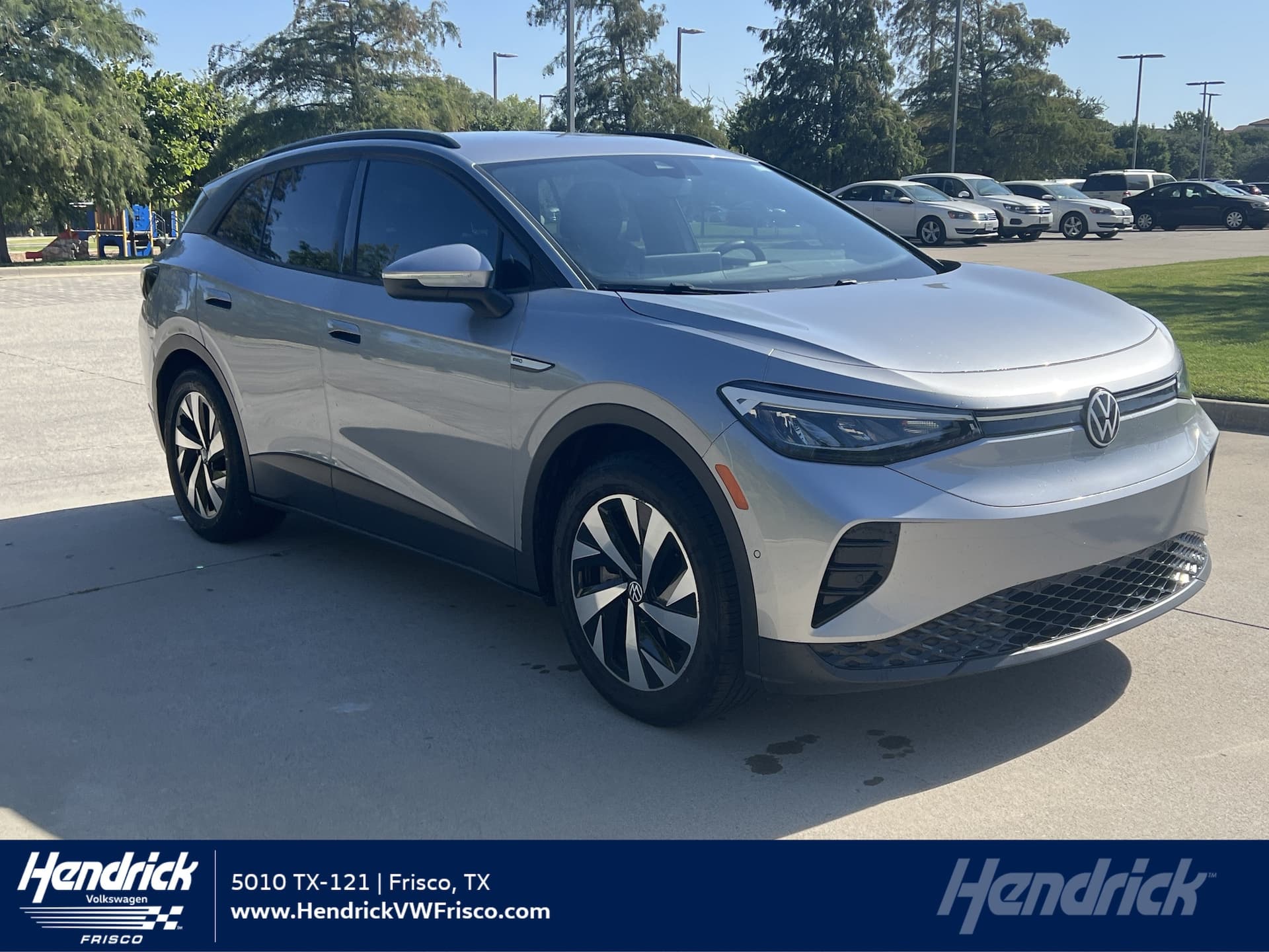 2023 Volkswagen ID.4 Pro — photo 1 of 30