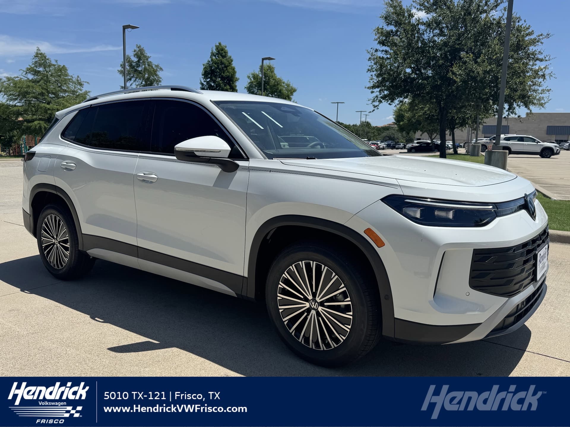 2026 Volkswagen Tiguan S — photo 1 of 20