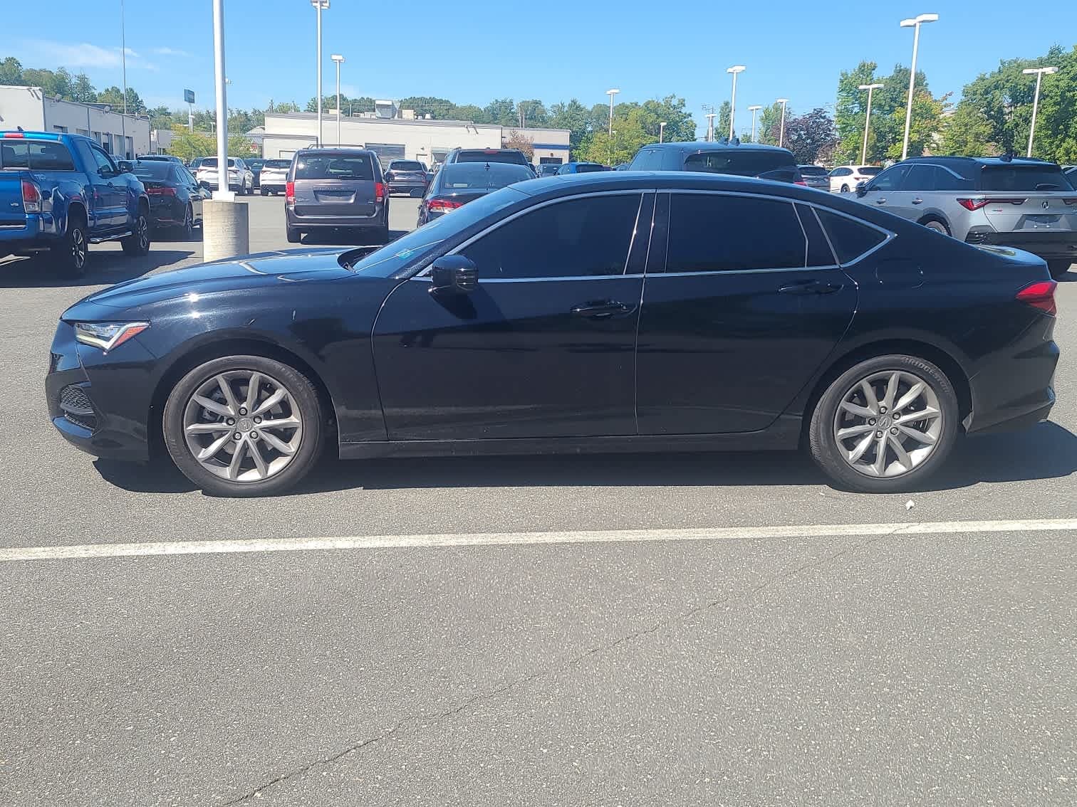 2023 Acura TLX Base — photo 1 of 4