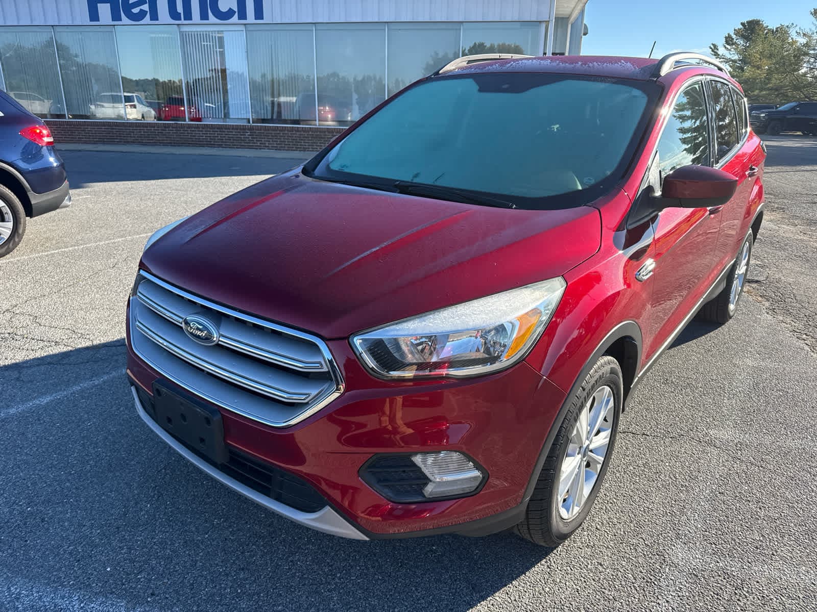 2018 Ford Escape SE — photo 1 of 12