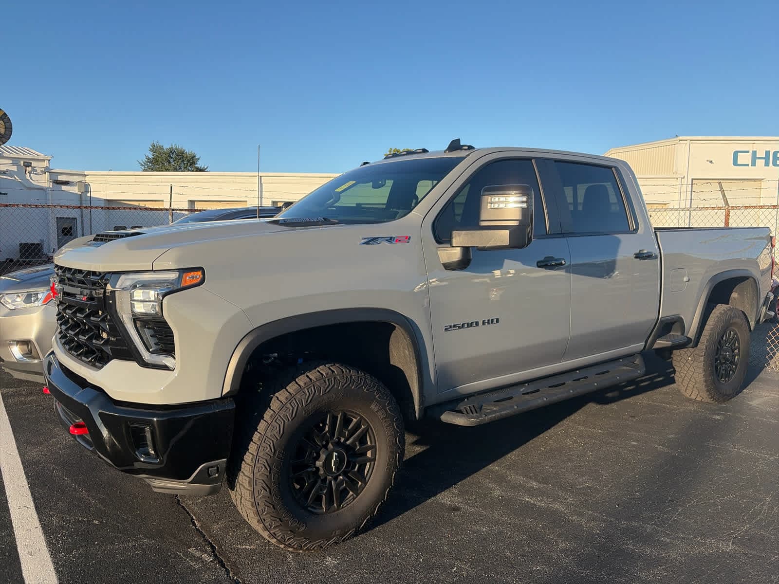 2024 Chevrolet Silverado 2500HD ZR2 — photo 1 of 4
