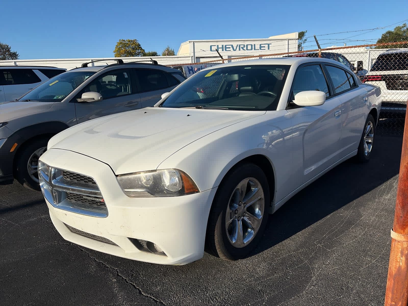 2013 Dodge Charger SXT Plus — photo 1 of 4