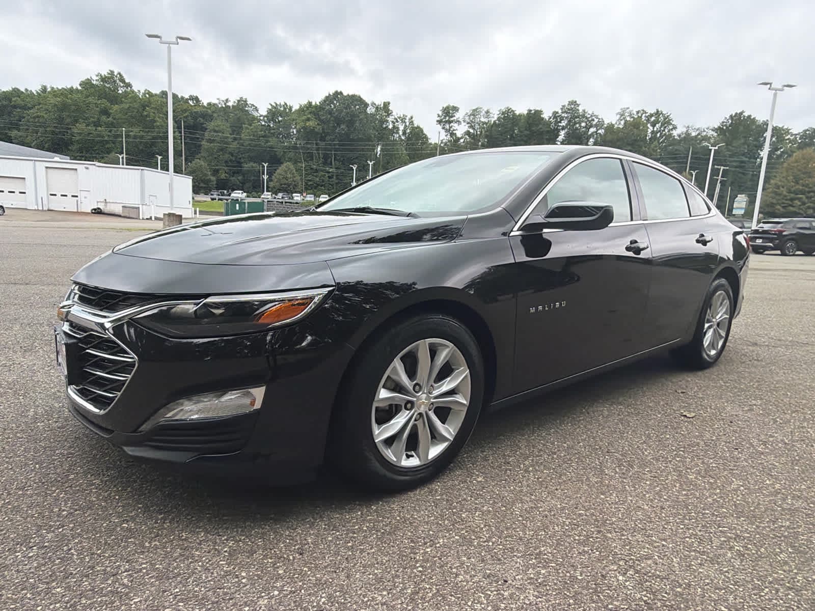 2025 Chevrolet Malibu 1LT — photo 1 of 25
