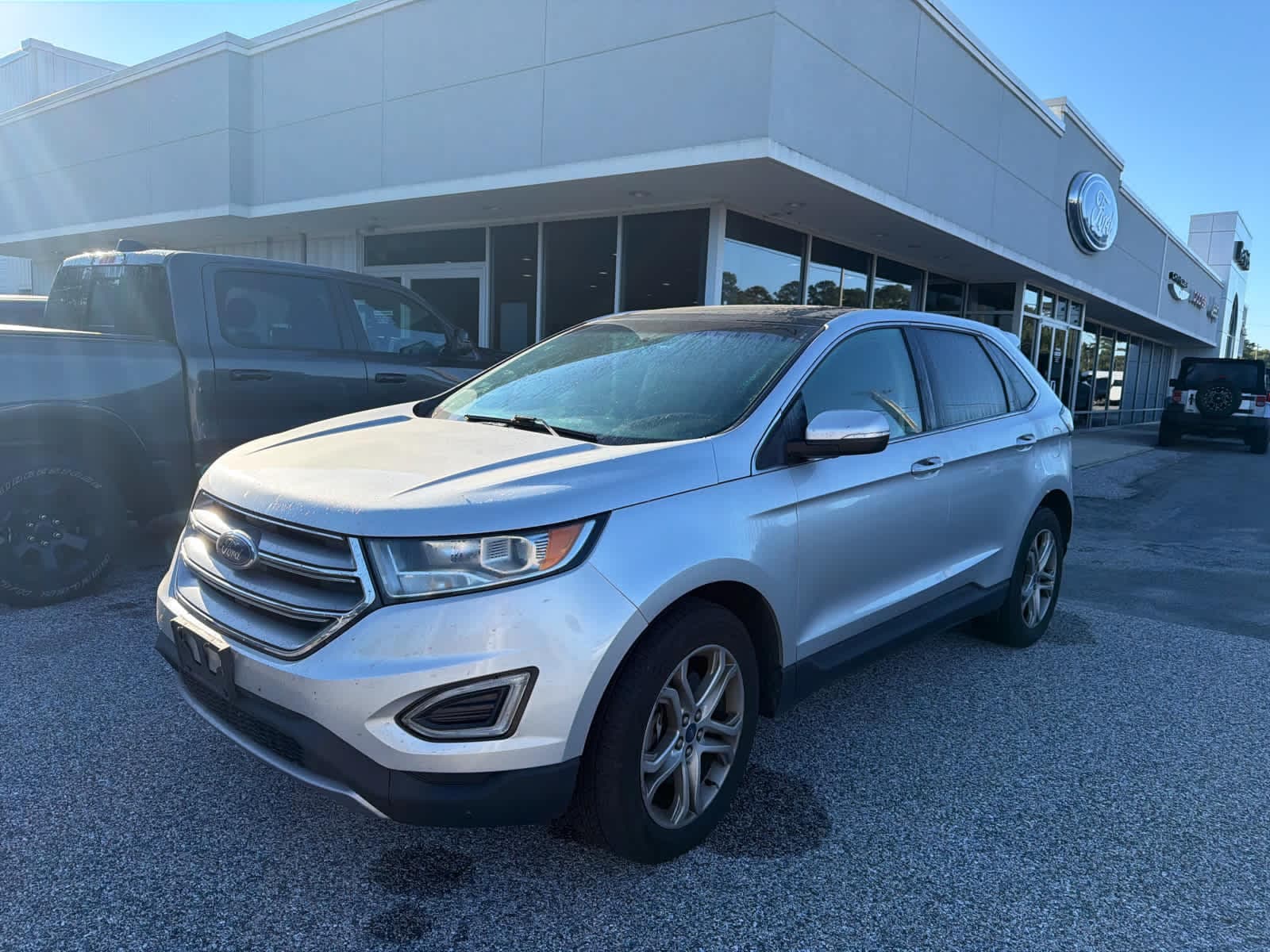 2017 Ford Edge Titanium — photo 1 of 12