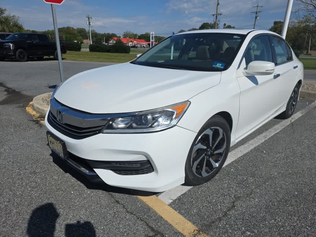 2017 Honda Accord Sedan EX-L V6 — photo 1 of 5
