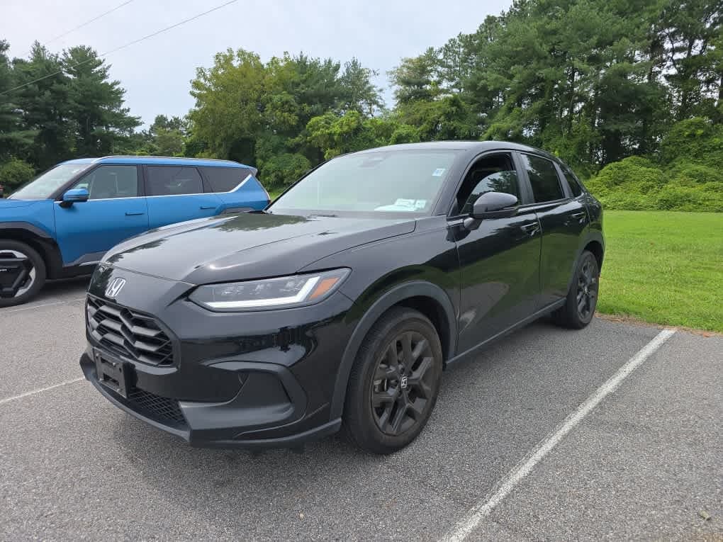 2024 Honda HR-V Sport — photo 1 of 17