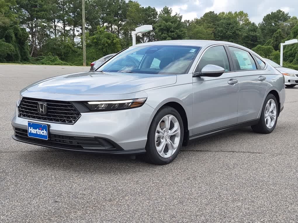 2026 Honda Accord Sedan LX — photo 1 of 17