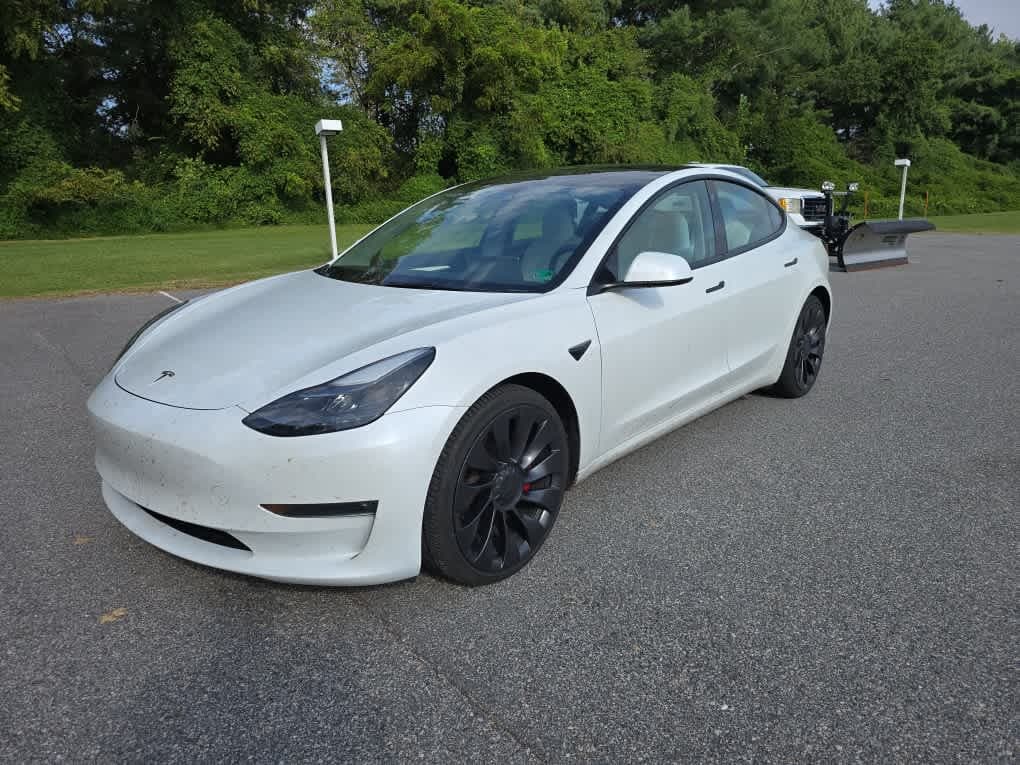 2023 Tesla Model 3 Performance — photo 1 of 13