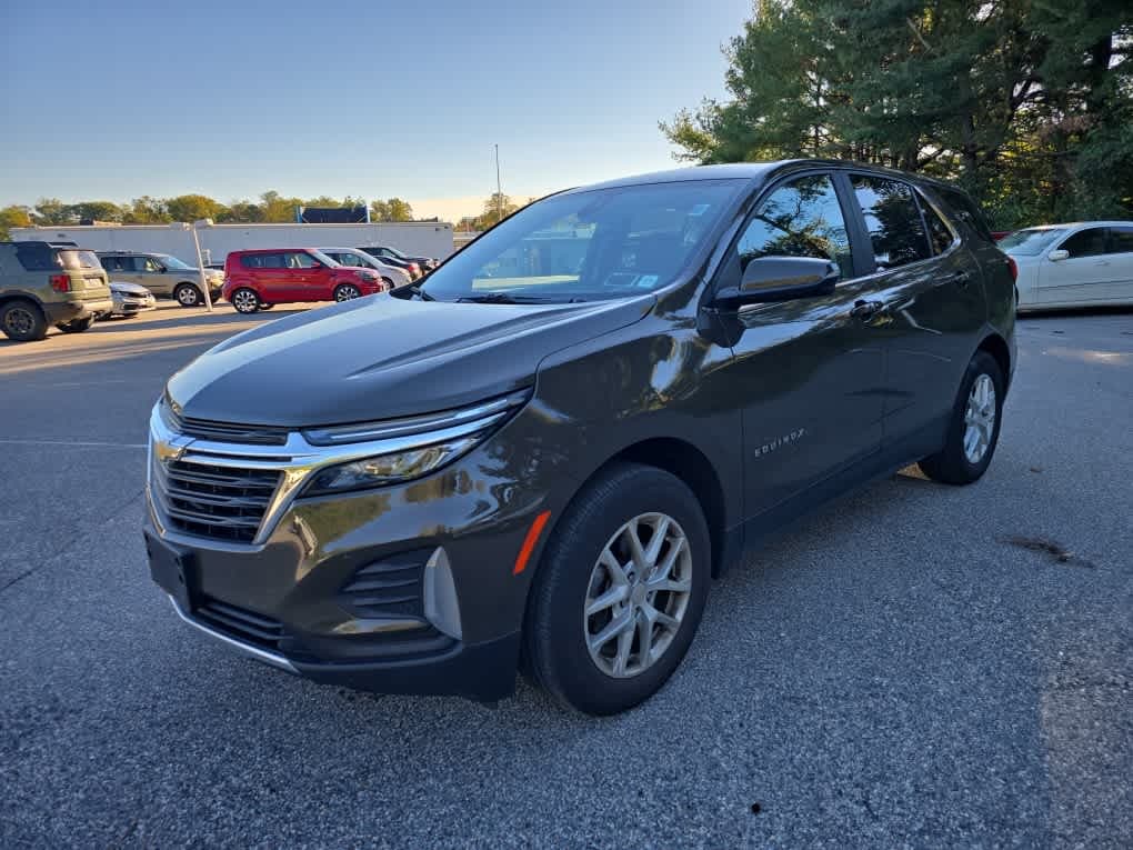 2024 Chevrolet Equinox Base — photo 1 of 22