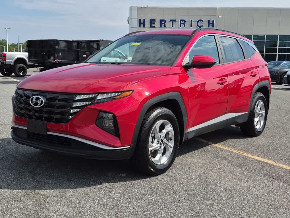 2022 Hyundai Tucson SEL — photo 1 of 21