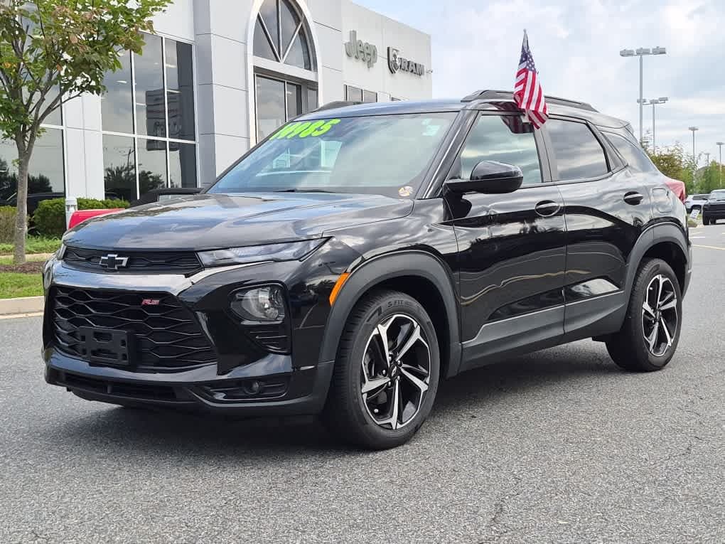2021 Chevrolet Trailblazer RS — photo 1 of 21