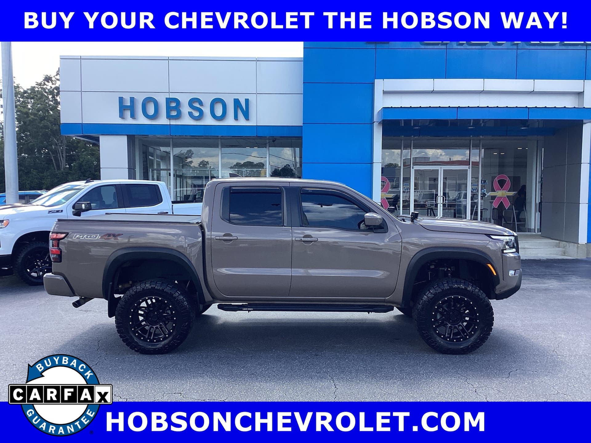 2023 Nissan Frontier Base — photo 1 of 14