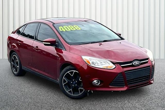 2013 Ford Focus SE — photo 1 of 29