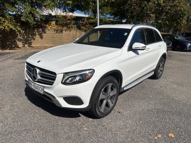 2017 Mercedes-Benz GLC Base — photo 1 of 20
